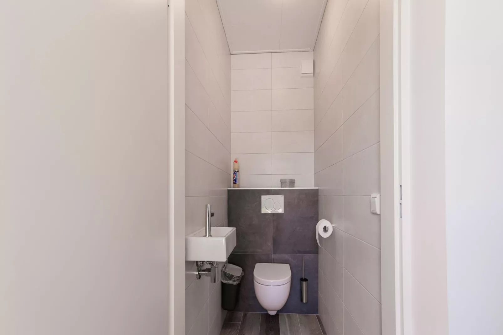 Bij de Buren-Bathroom