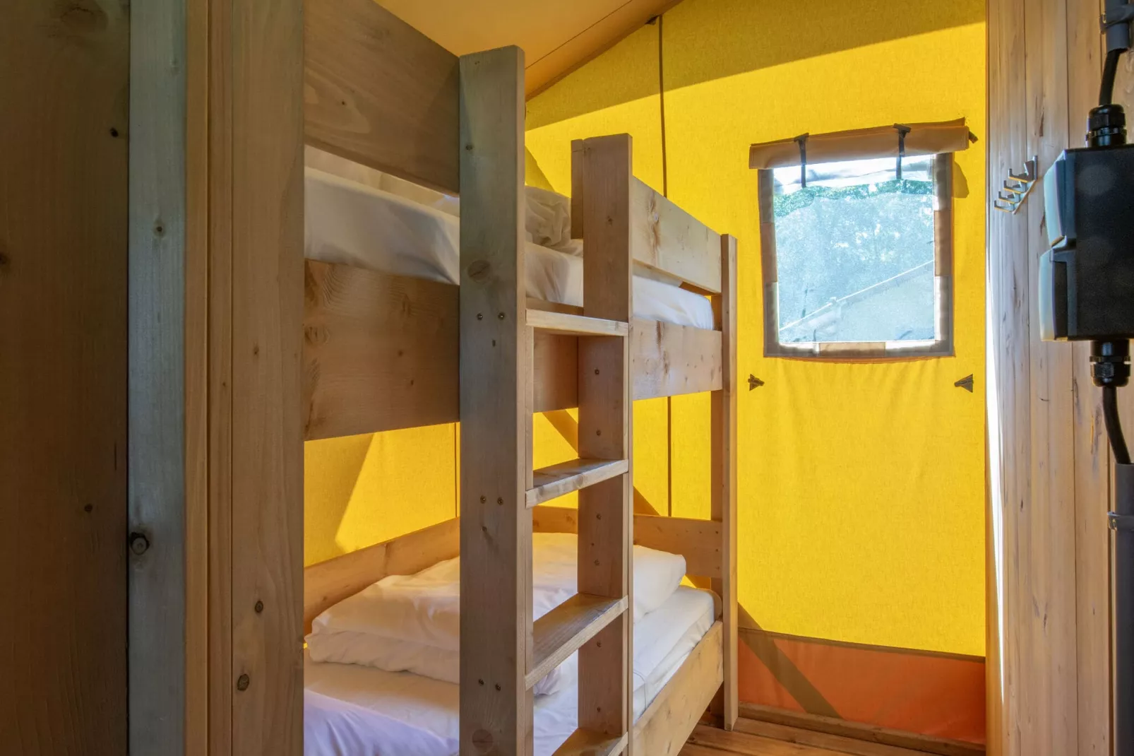 Vakantiepark Klein Vink 19-Bedroom