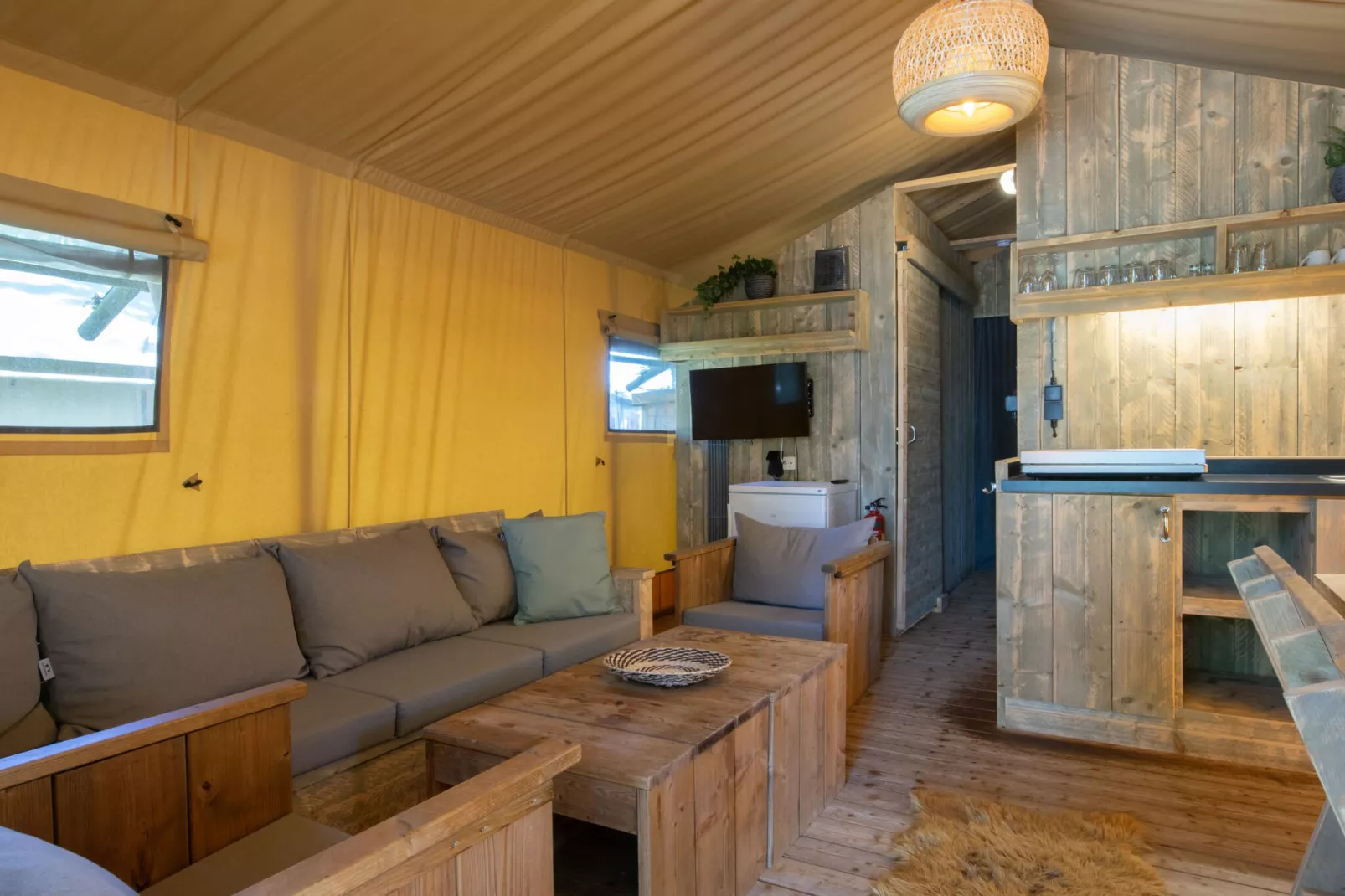 Vakantiepark Klein Vink 20-Living room