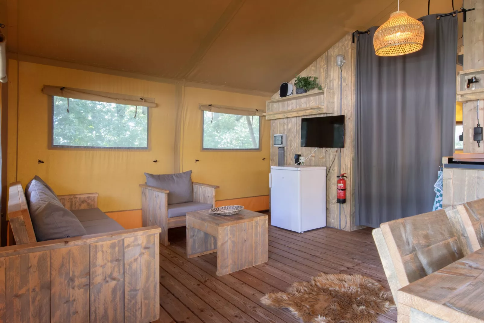 Vakantiepark Klein Vink 21-Living room