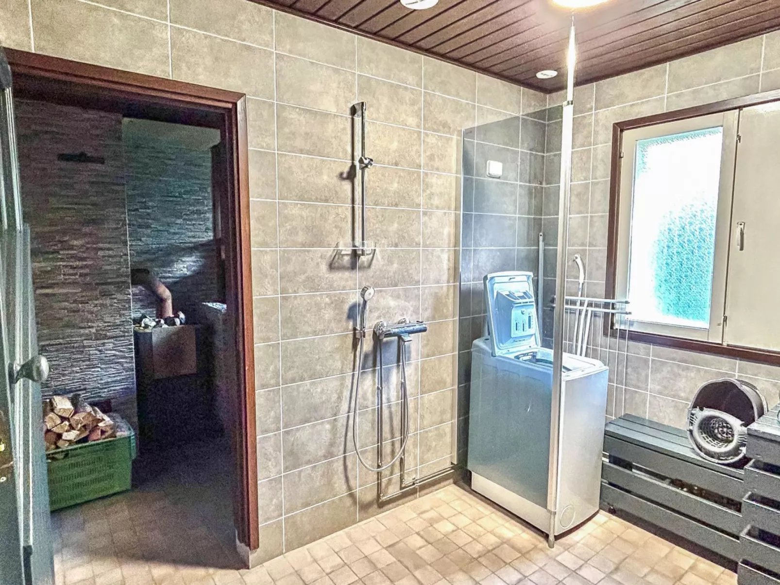 Majavanpesä - Dedans