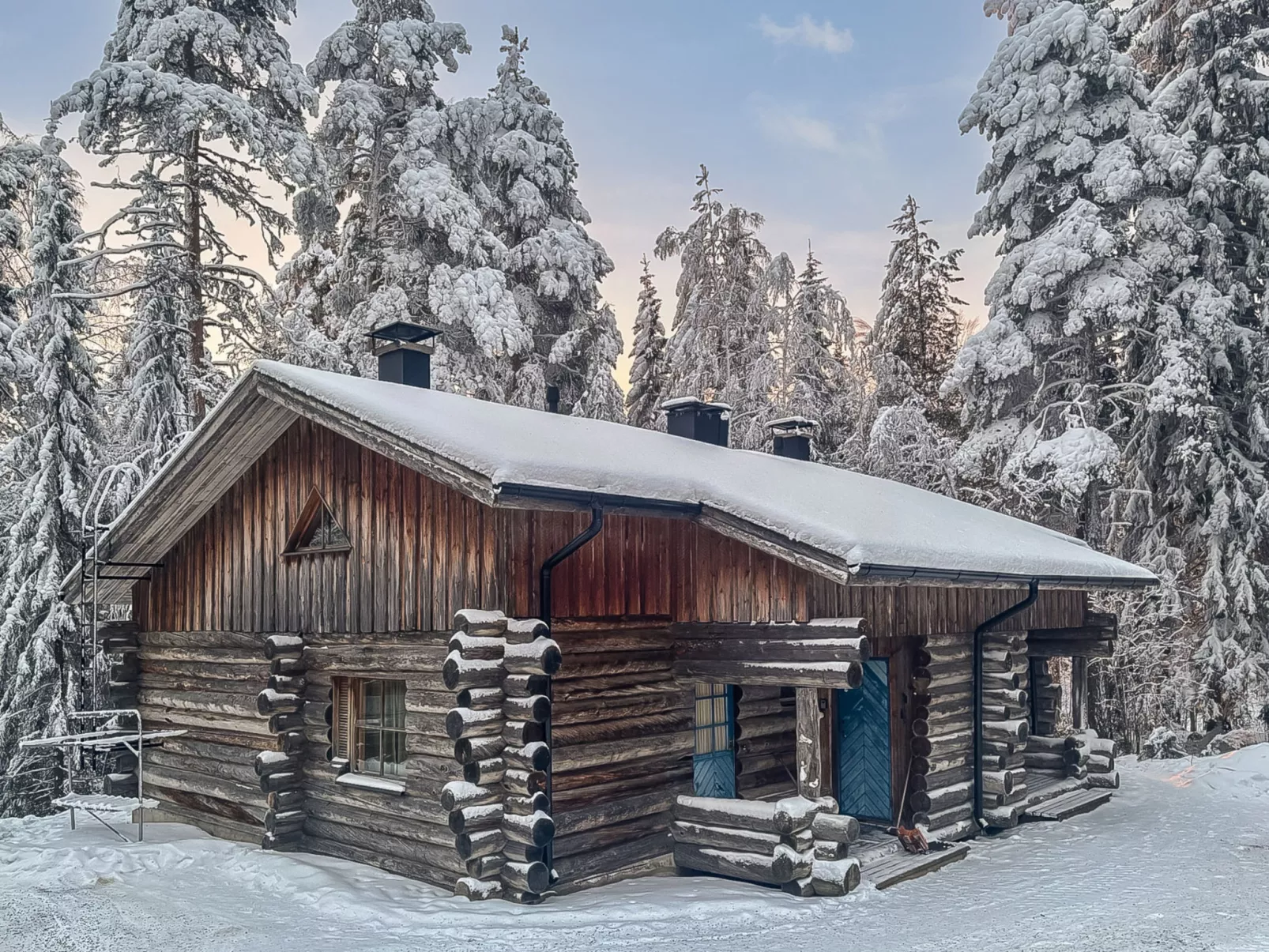 Vuokatinportti a7 susiportti - Inside