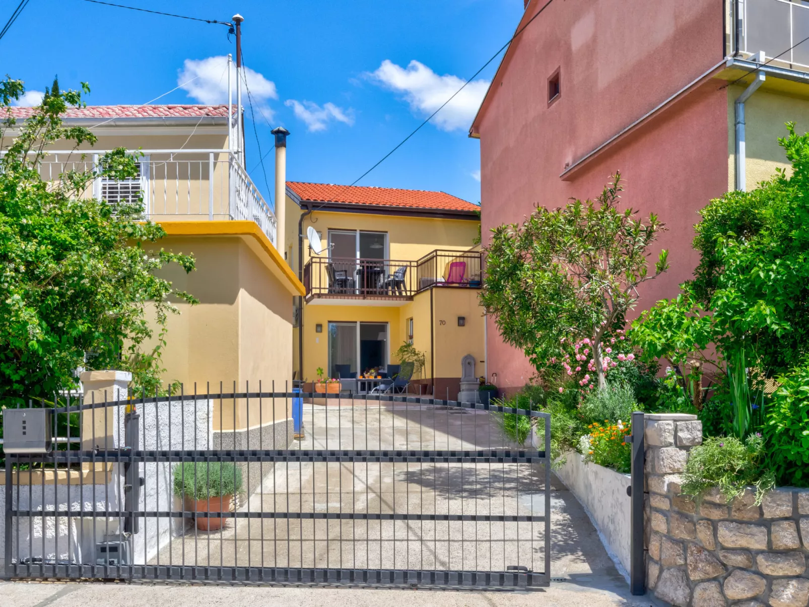 Slavka 2 / HR-10313-02