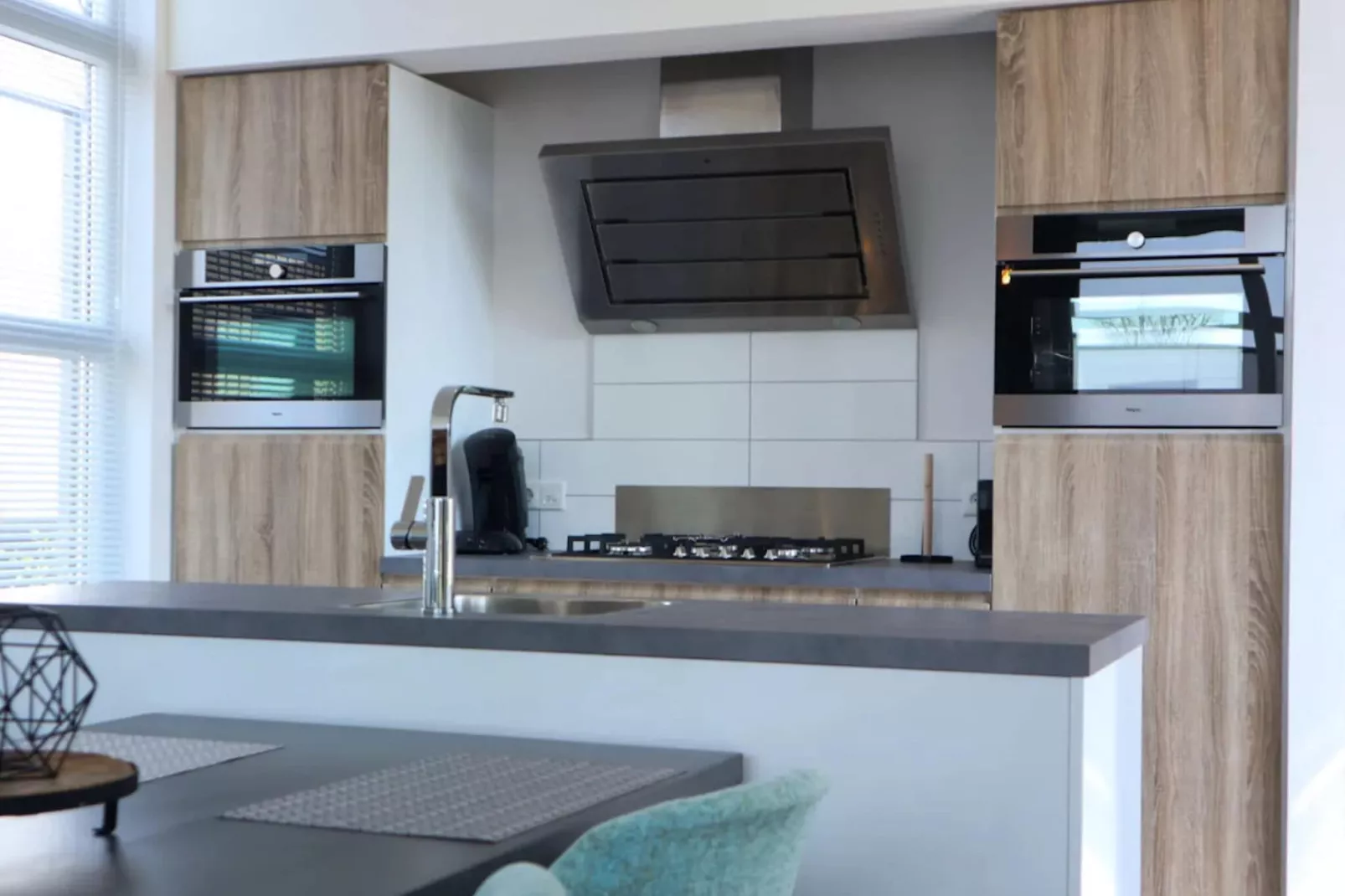Resort Maasduinen 19-Kitchen