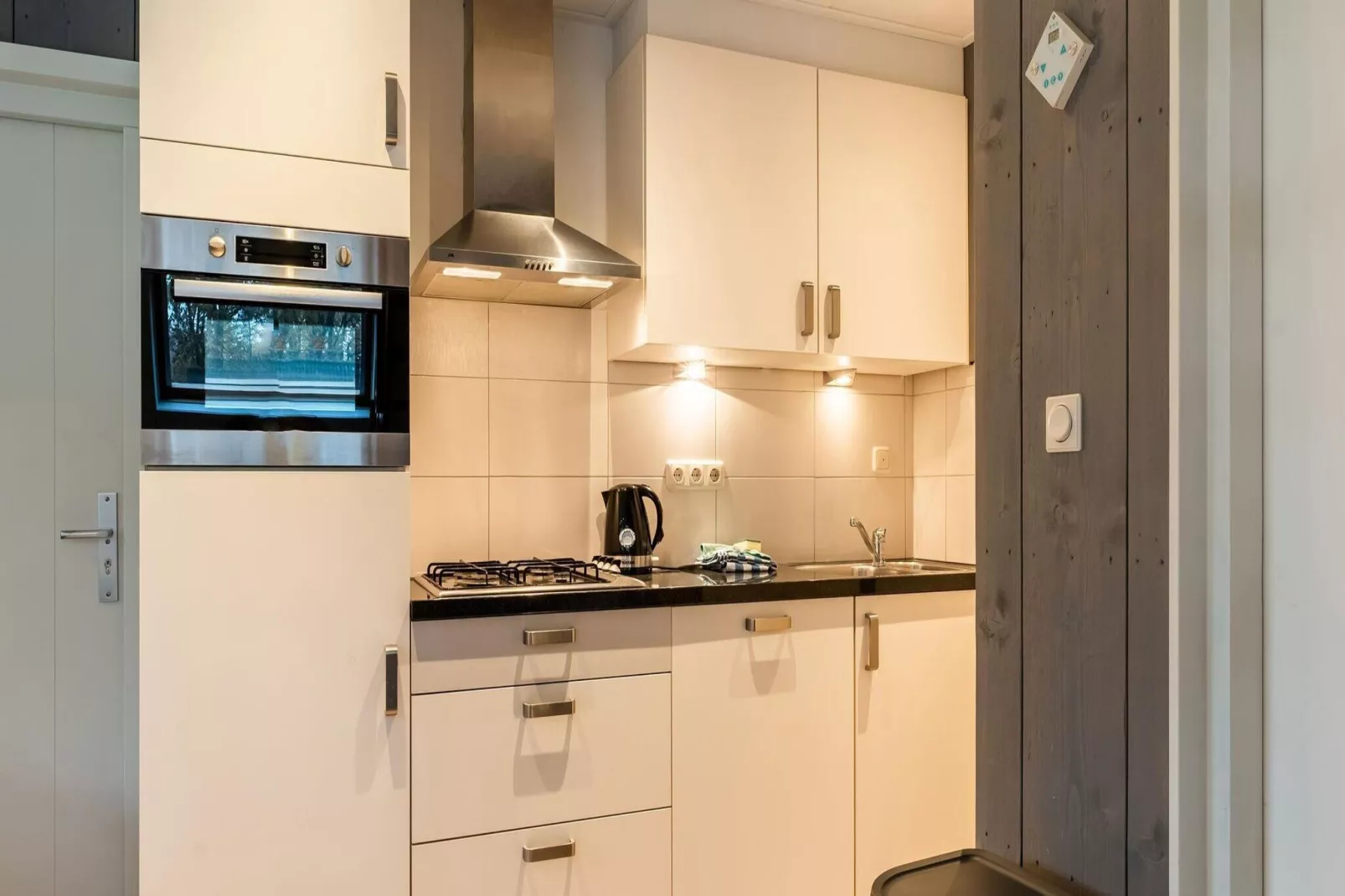 Combi bungalow Vosseven 84 & 85-Kitchen