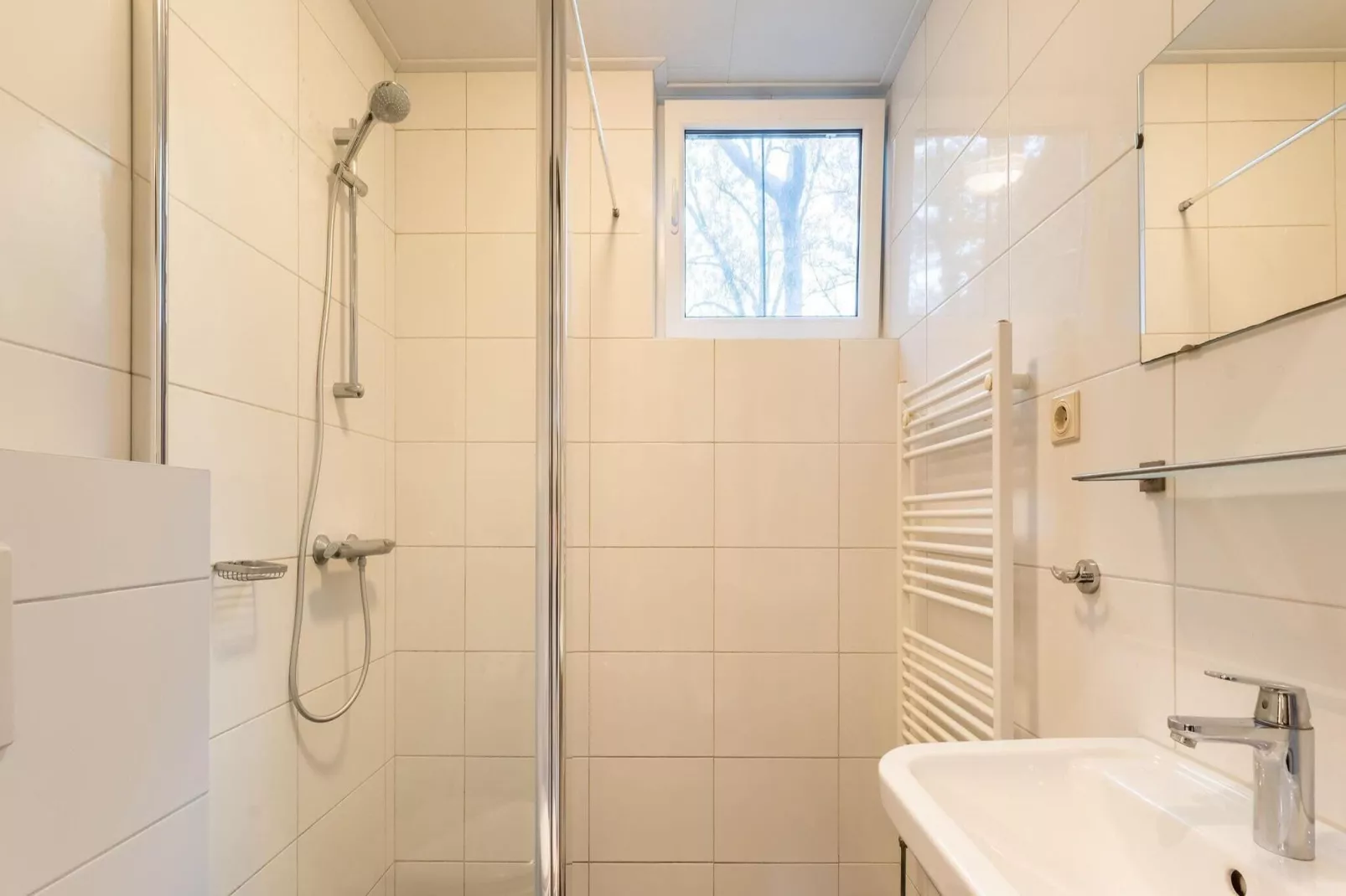 Combi bungalow Vosseven 84 & 85-Bathroom
