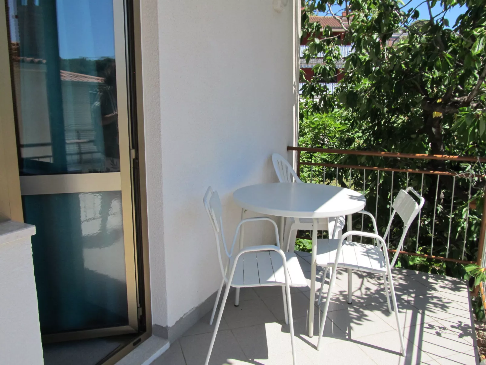 Vintage Guest Room Cerisnja / HR-11059-05