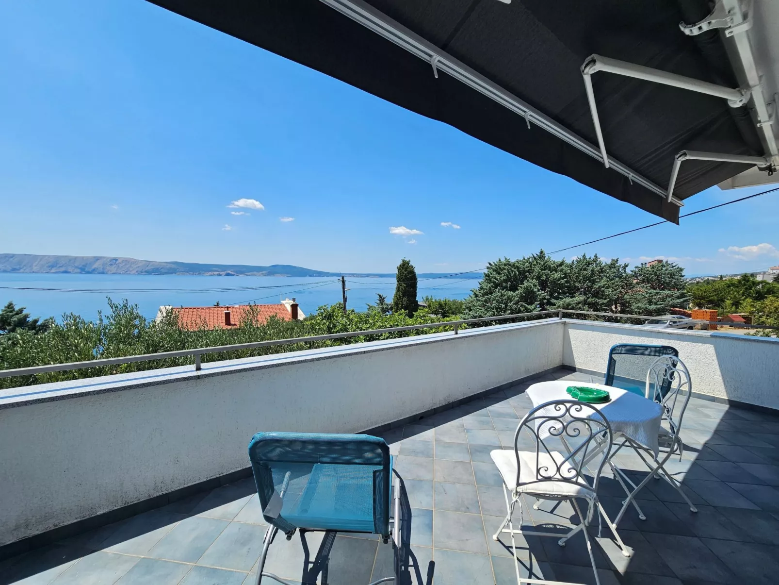 Zimmer für 2, mit Terrasse und Meerblick, ohne Küche