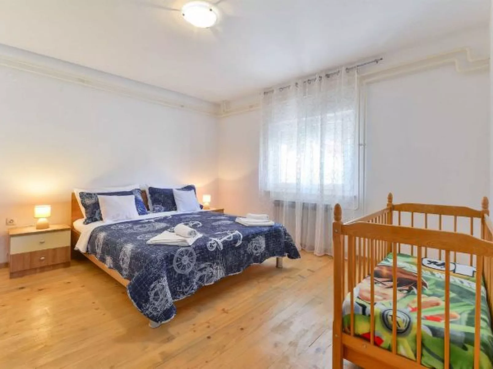 Holiday Home Vesna with pool