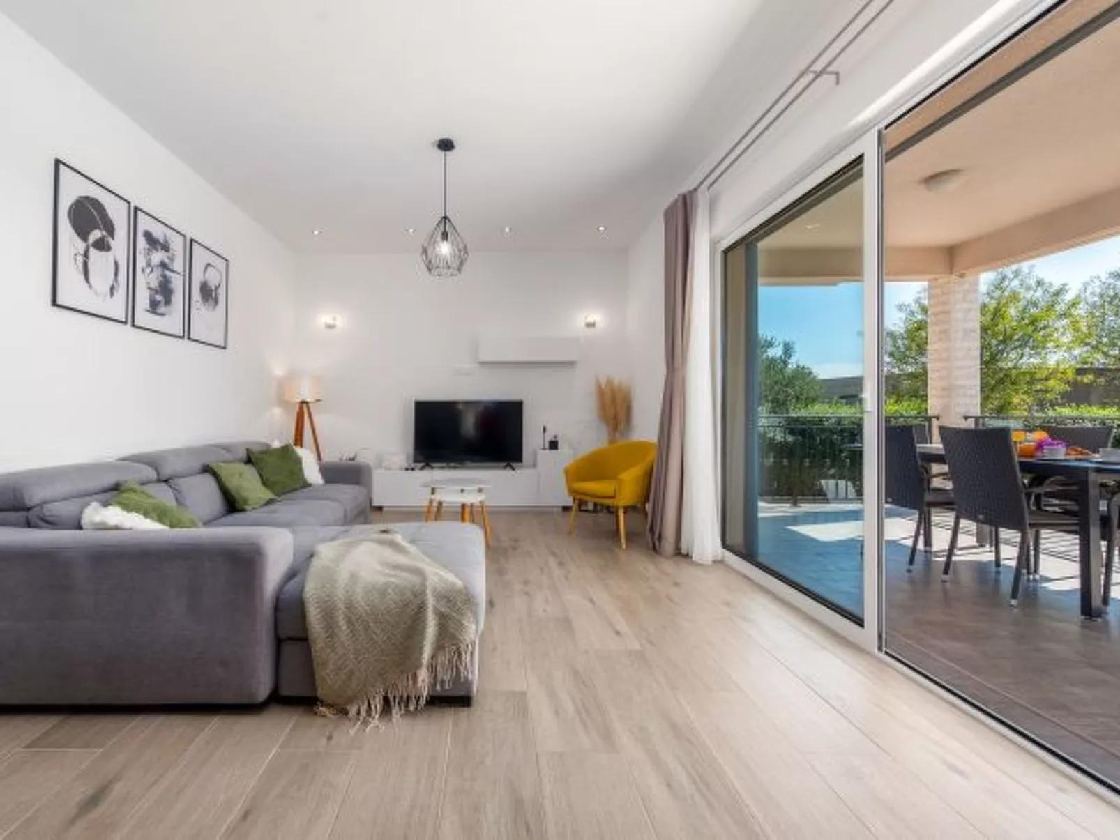 Casa Kamber with pool