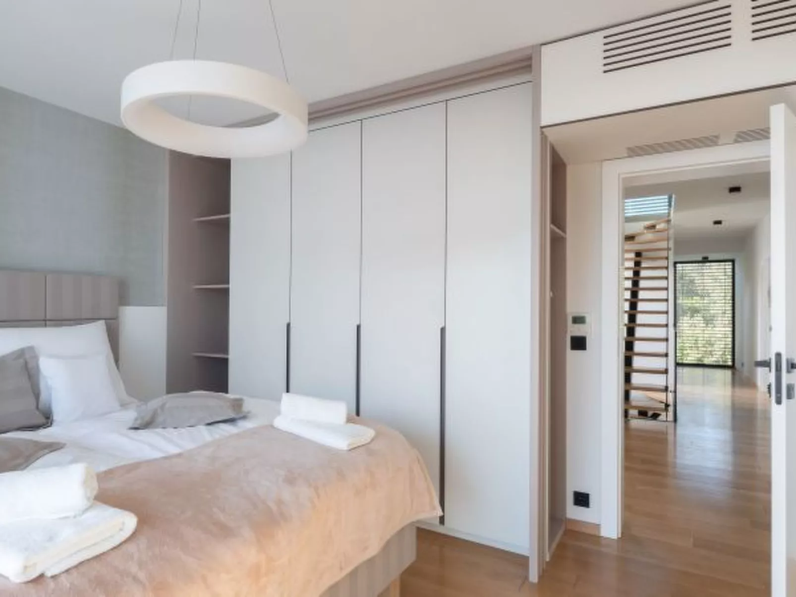 Villa Acacia with heated pool