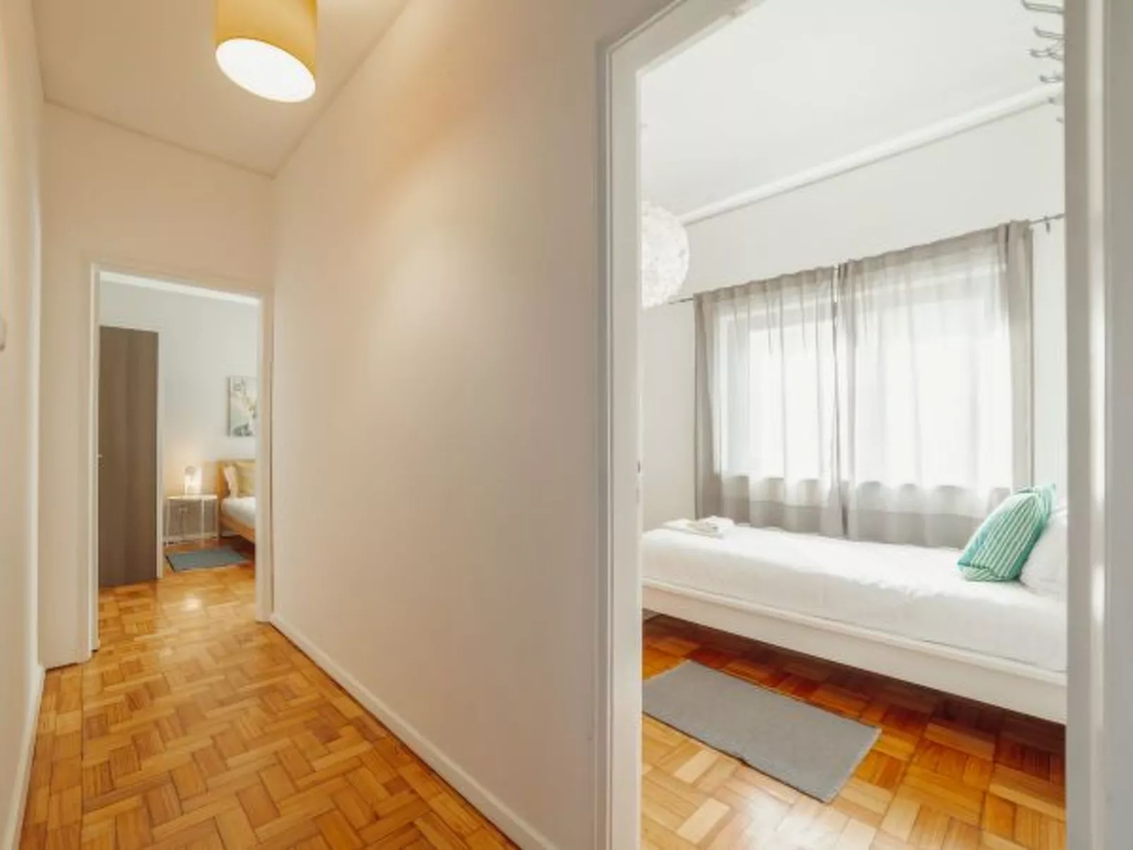 SUMMER FLAT by VACATIONY