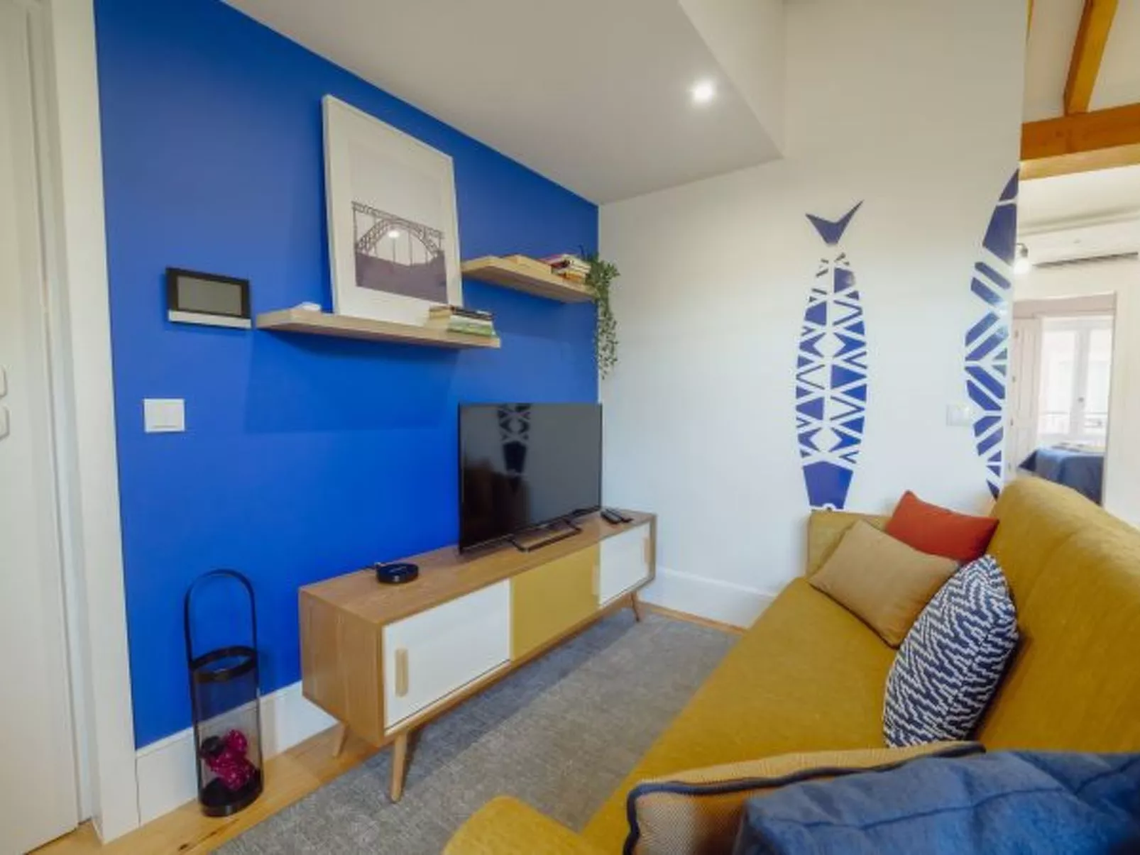 DOWNTOWN PRIME with TERRACE by VACATIONY