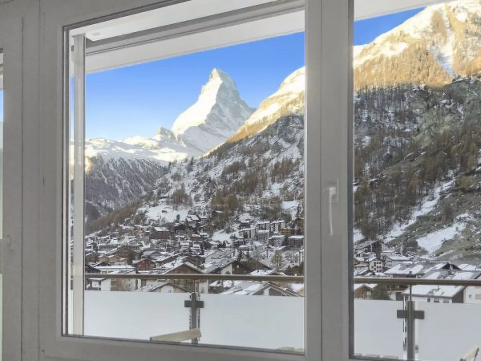 Wake up to the Matterhorn