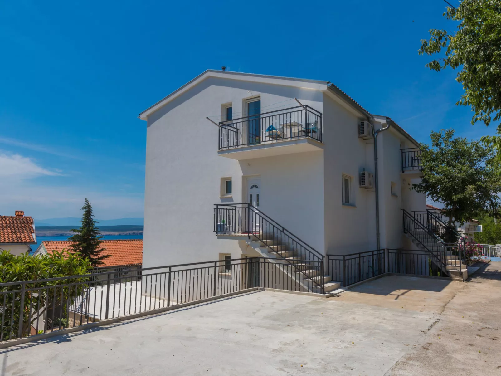 AIDA 1 CH / HR-02446-11