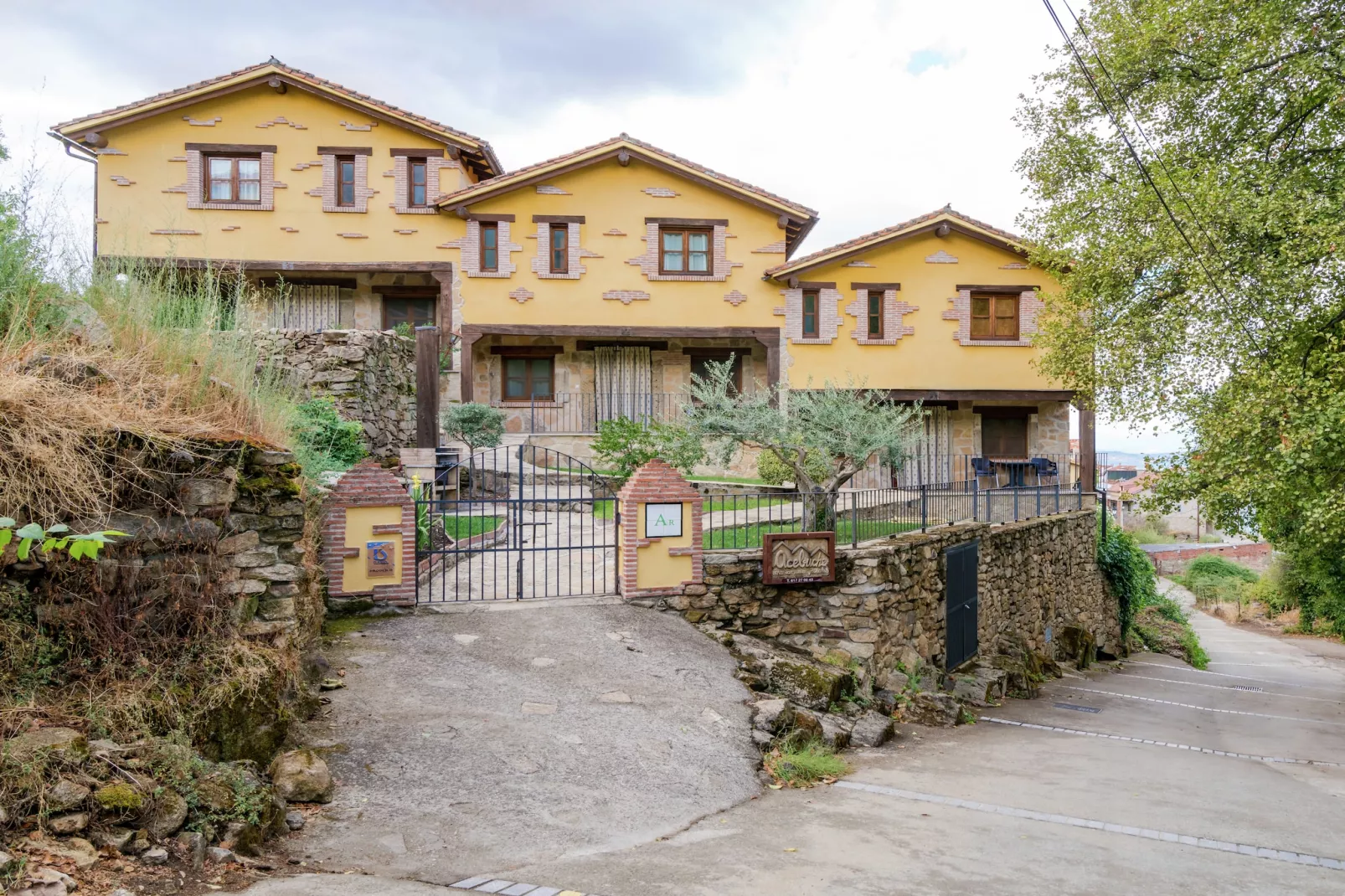 Casas Rurales Acebuche Hojiblanca