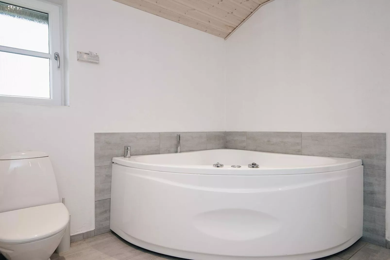 Maison de vacances pour 8 a Oksbøl - Spa