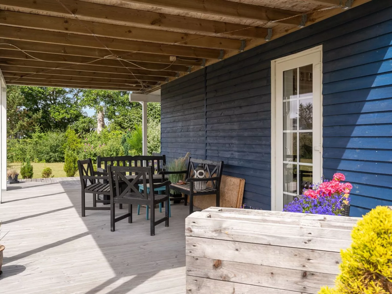 "Thorth" - 1.3km from the sea