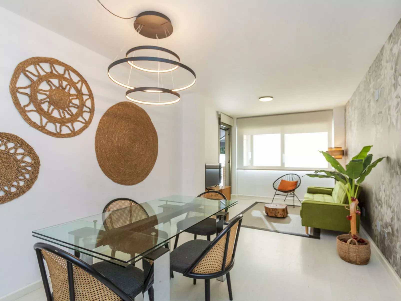 Nova Torredembarra - Inside