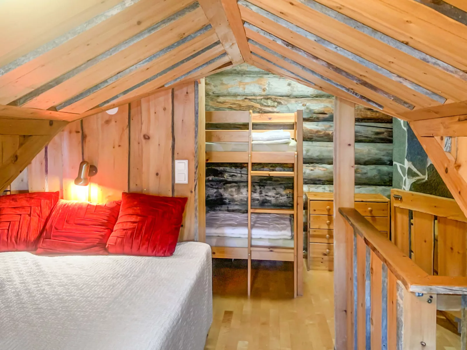 Tokkapirtti 3 - Inside