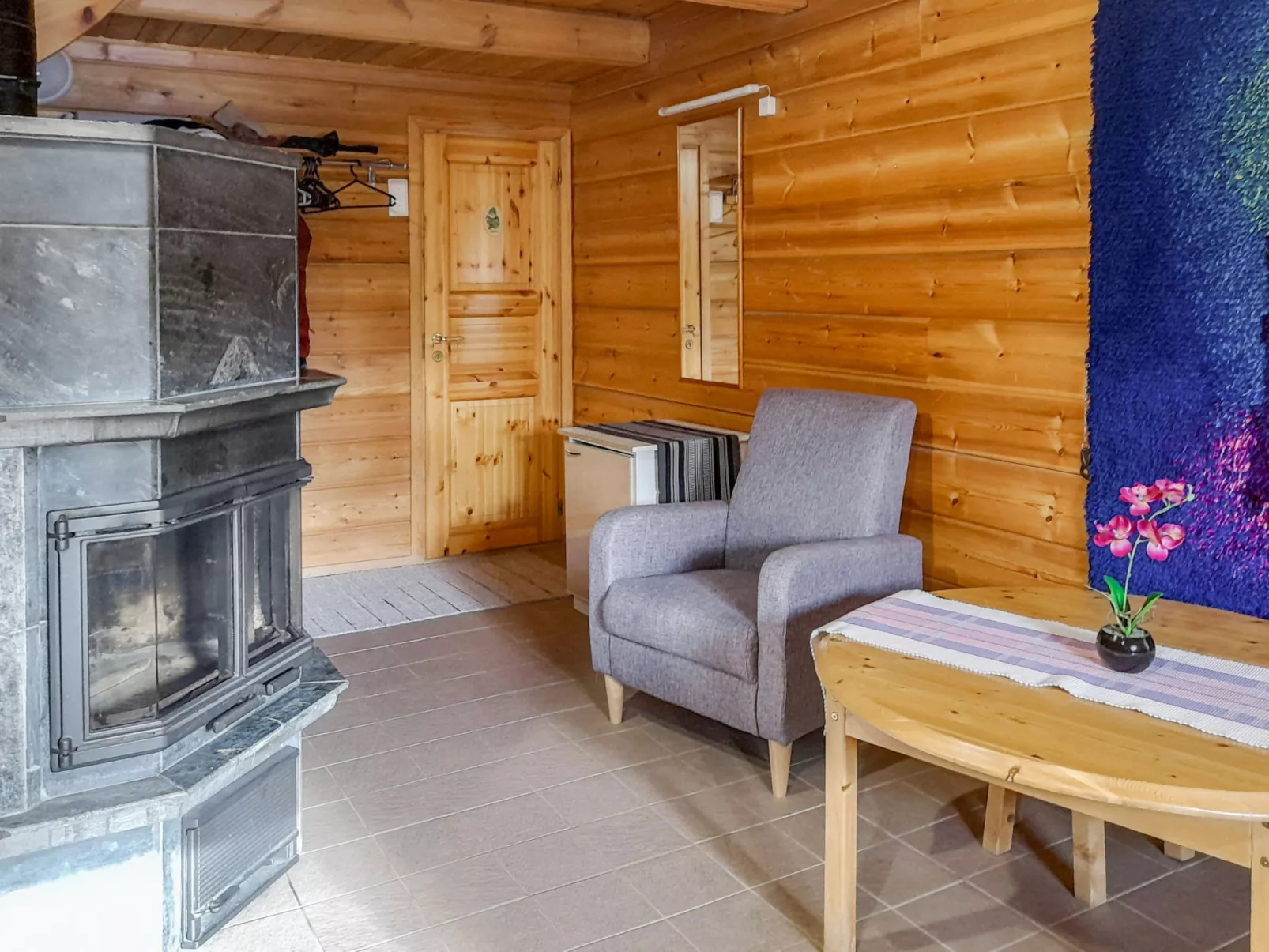 Hallanhelmi a paritalo