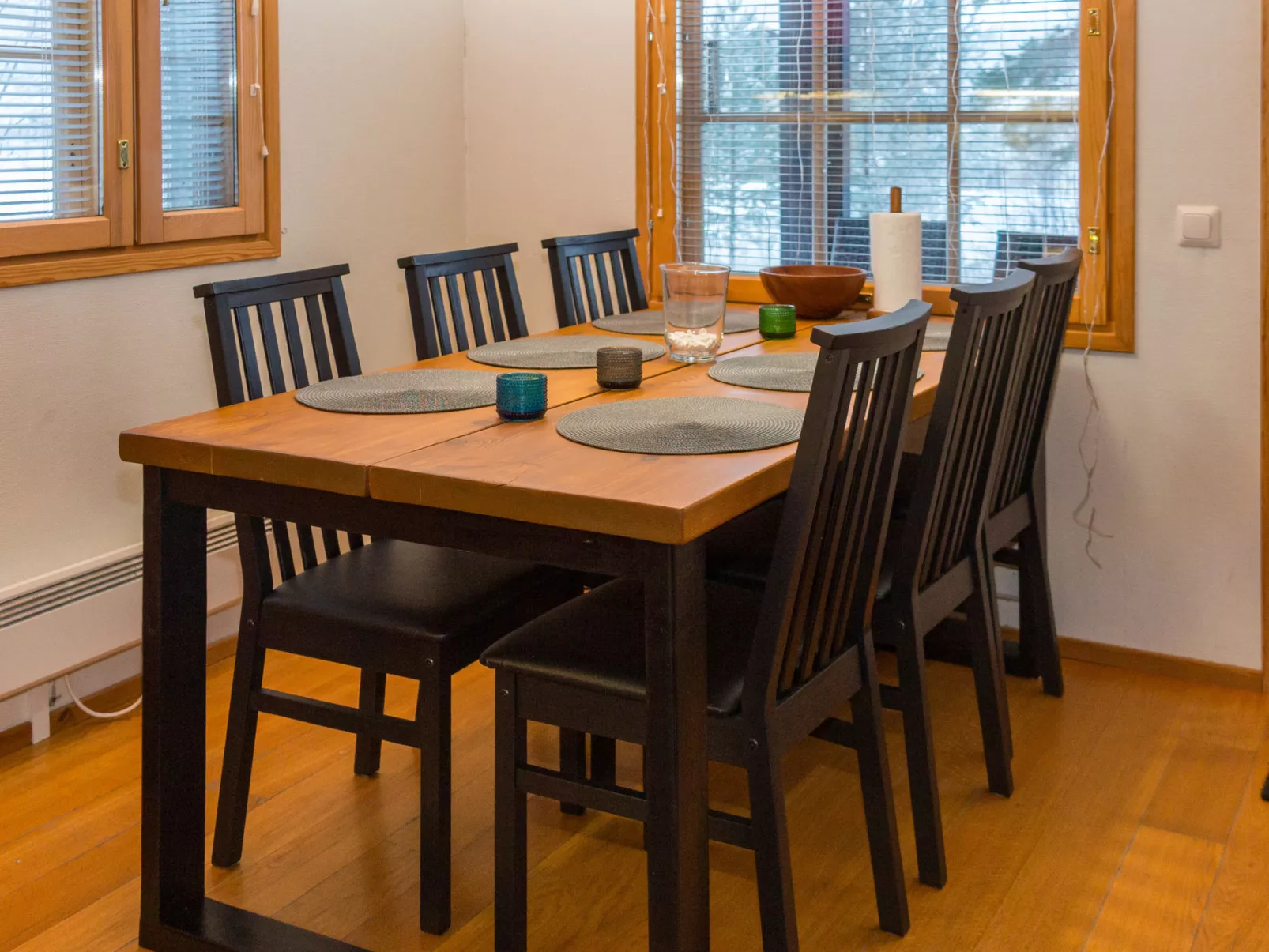 Tahkon klubitie 4 a - Inside