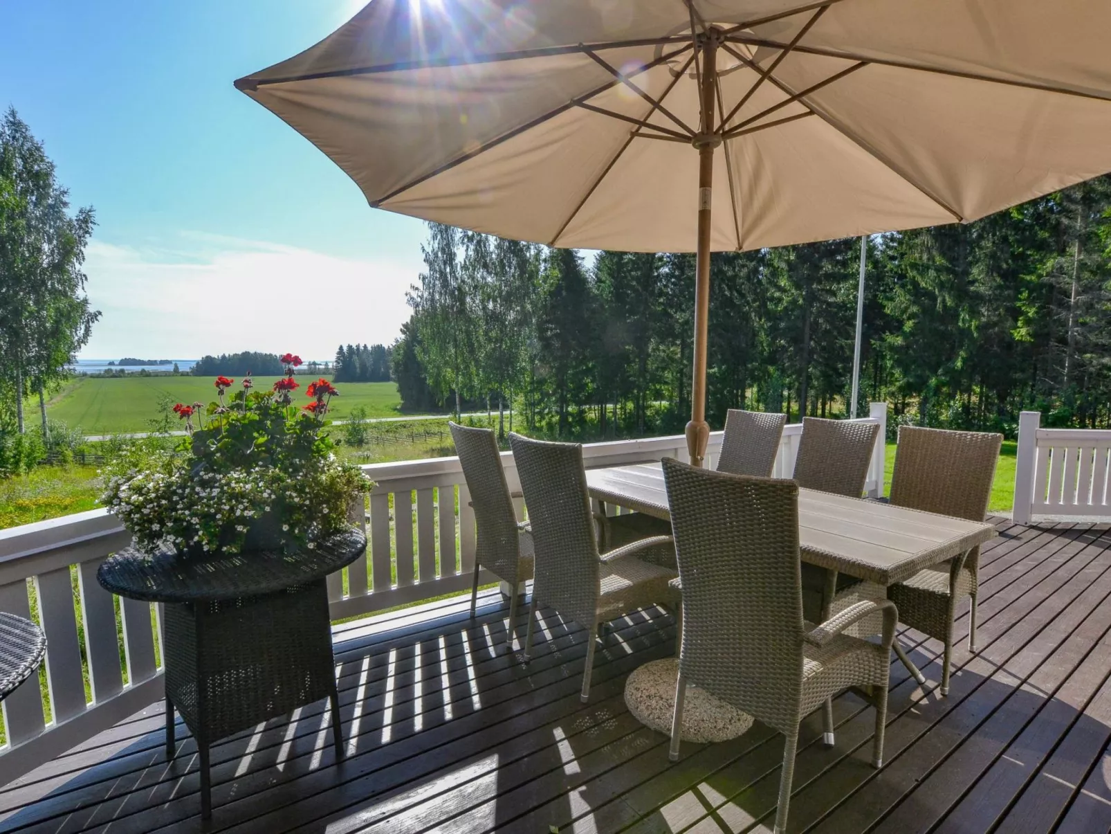 Kannelpirtti 2 - Dedans