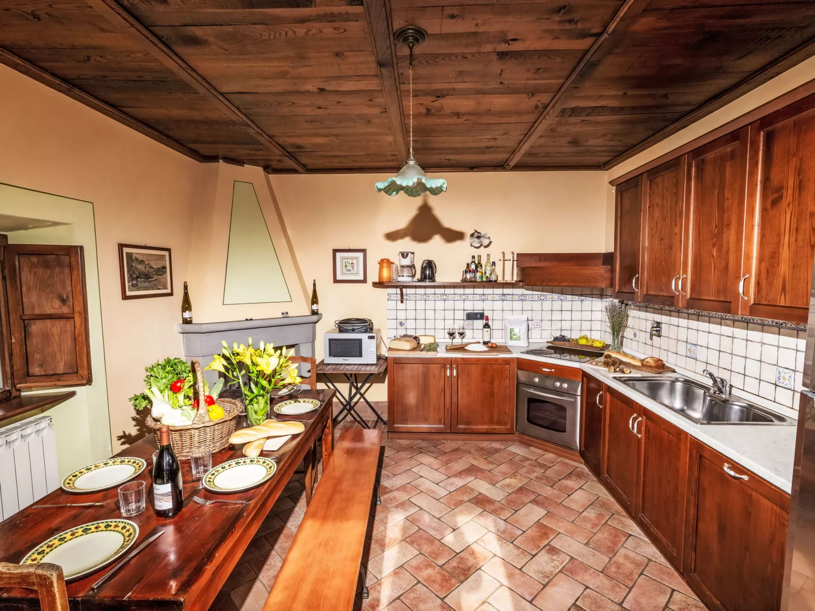 Villa Pruneto mit Pool in den Hügeln der Toskana - Drinnen