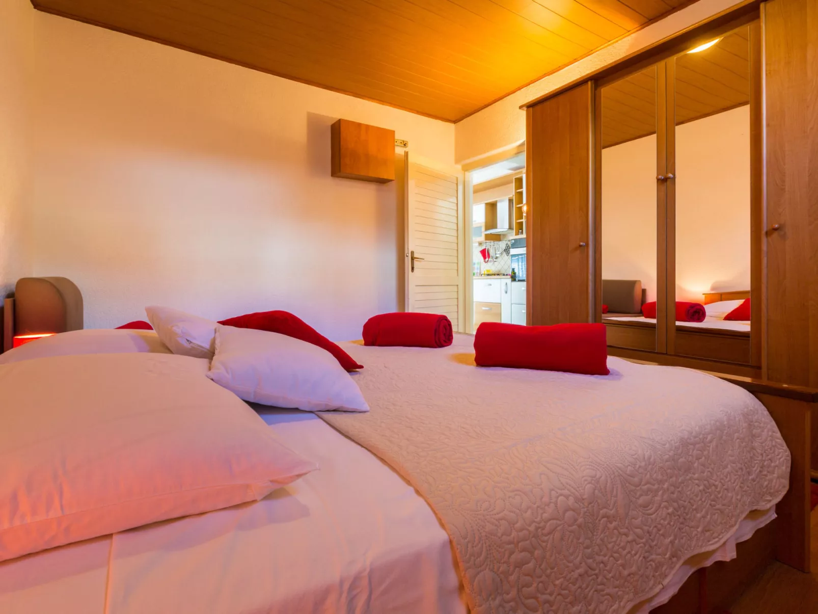 DOBRILA / HR-09999-01