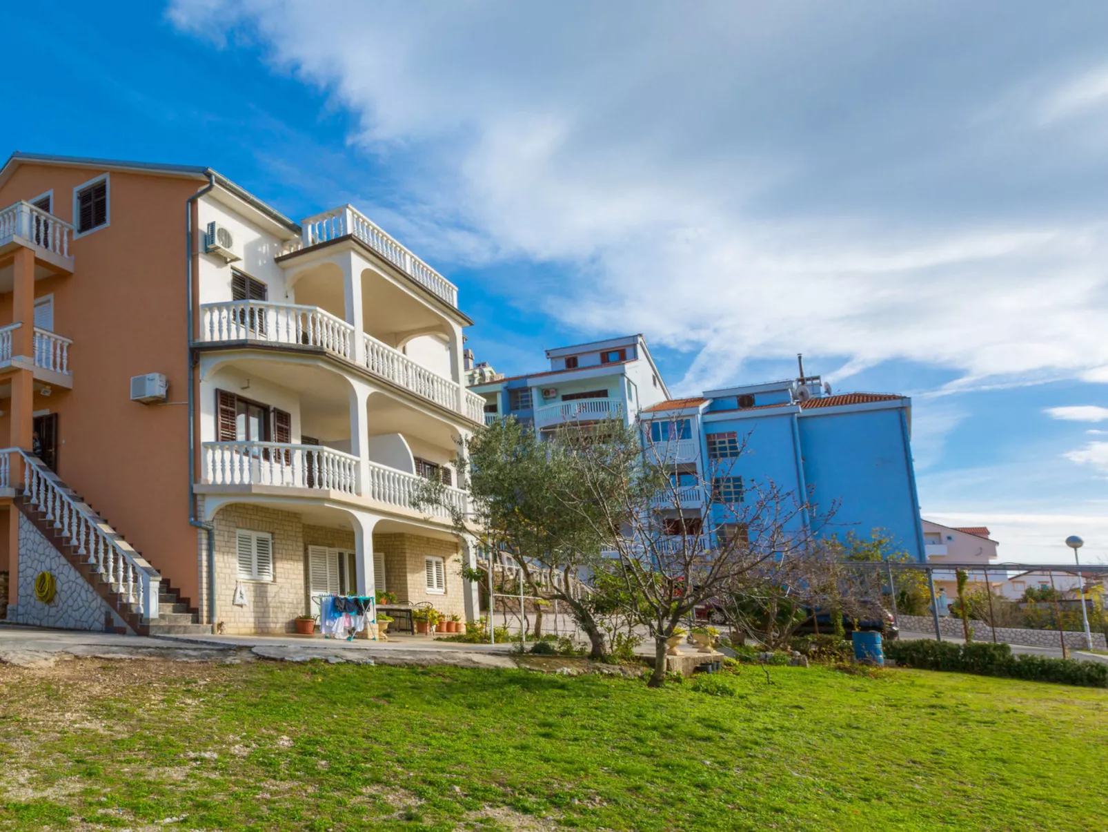 NIKO 1 / HR-07078-01