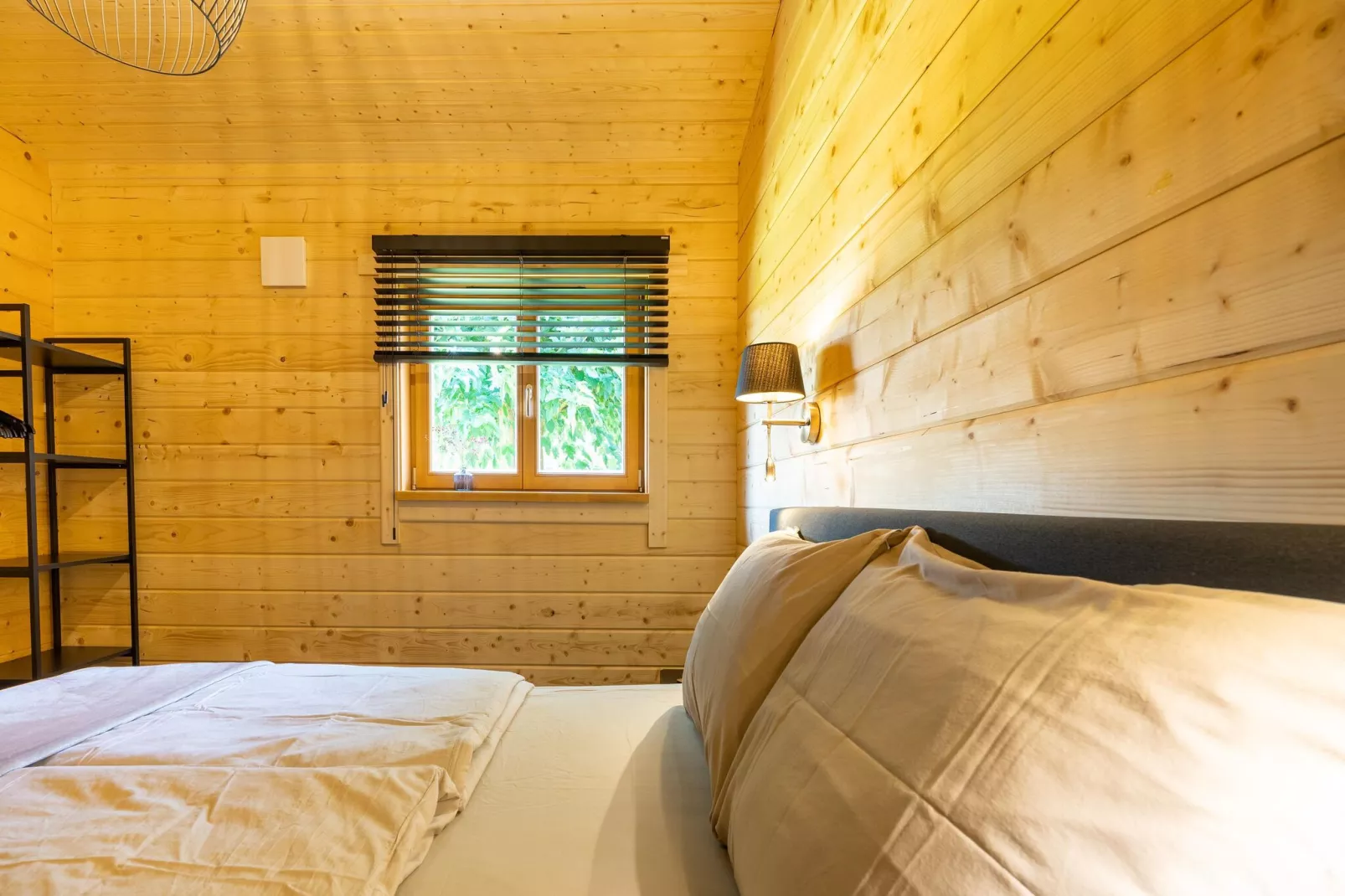 Bie Leentje on the meadow-Bedroom