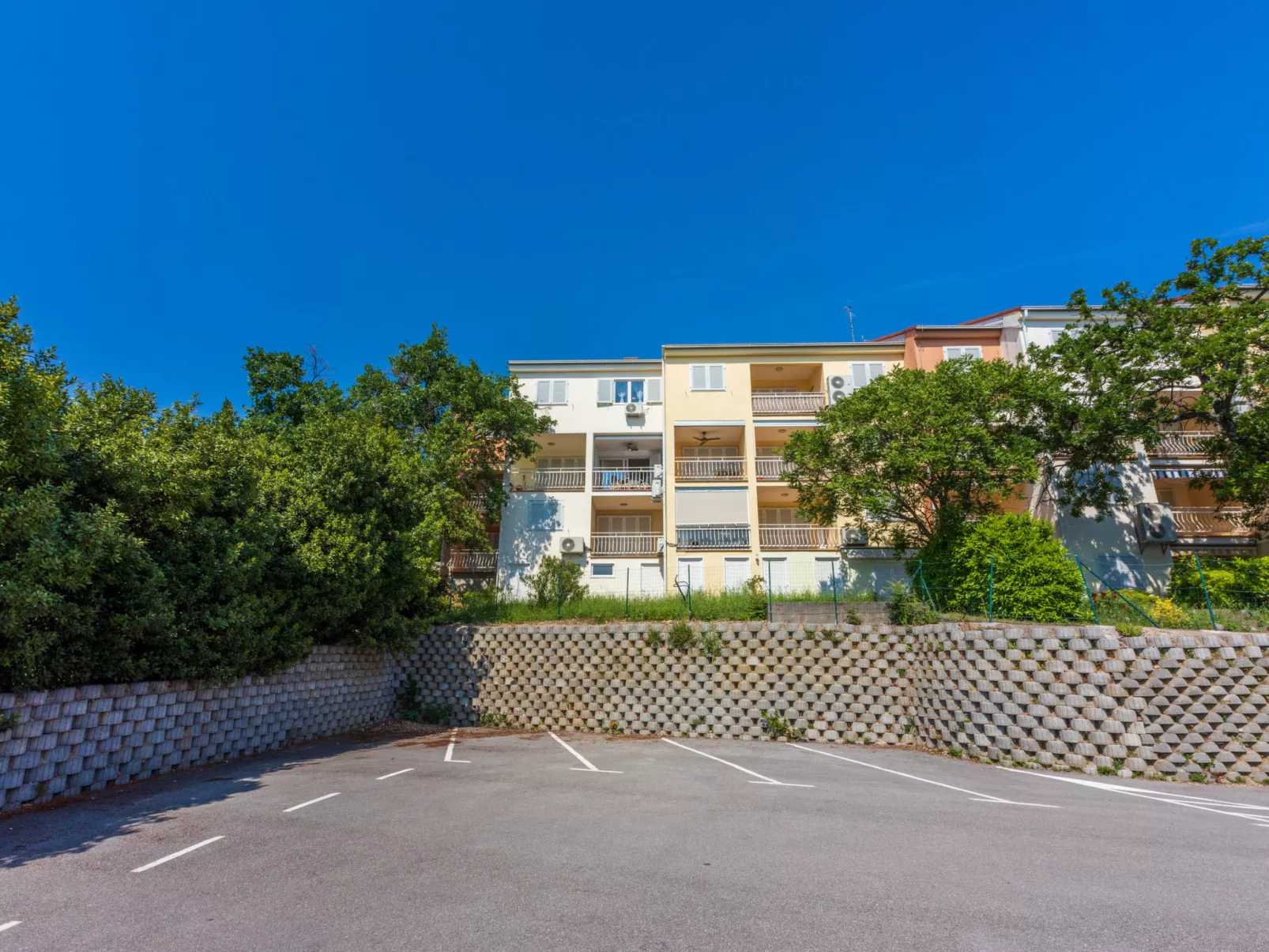 Vema 1 / HR-10912-01