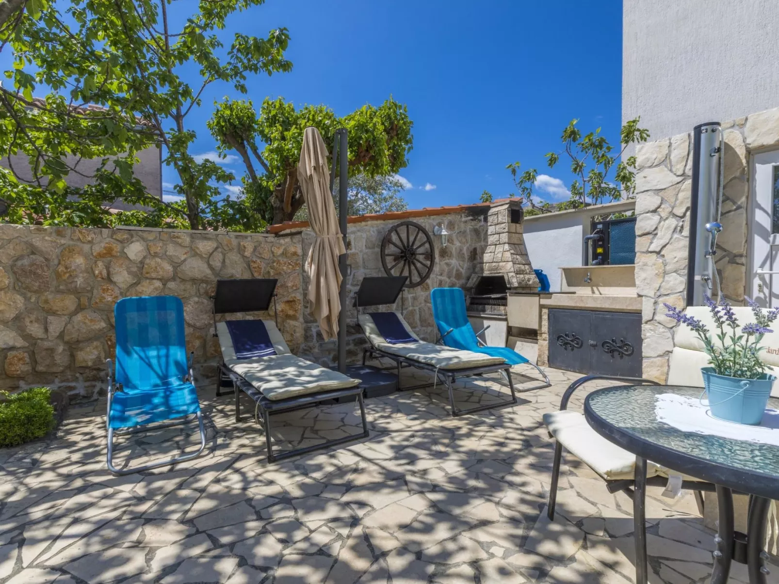 STIVIC 2 / HR-08046-01