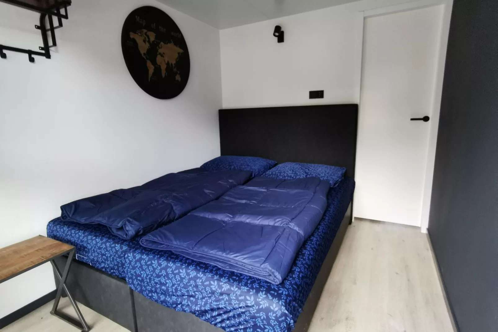 Houseboat Marina Mookerplas 1-Bedroom