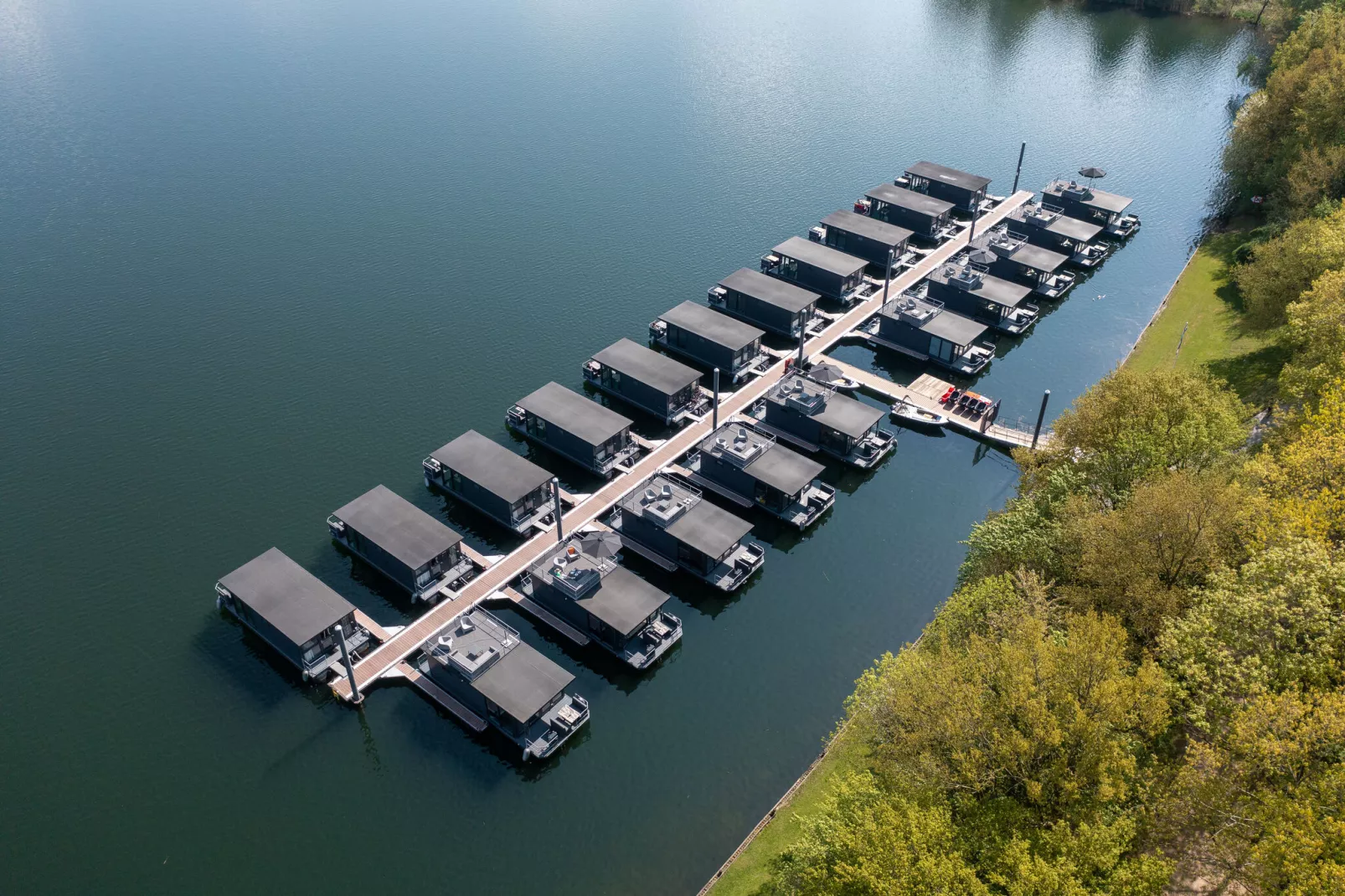 Houseboat Marina Mookerplas 1-Areas summer 1km