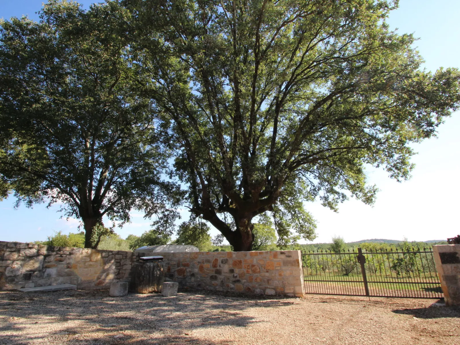 Cottage Vinkovic / HR-11044-01