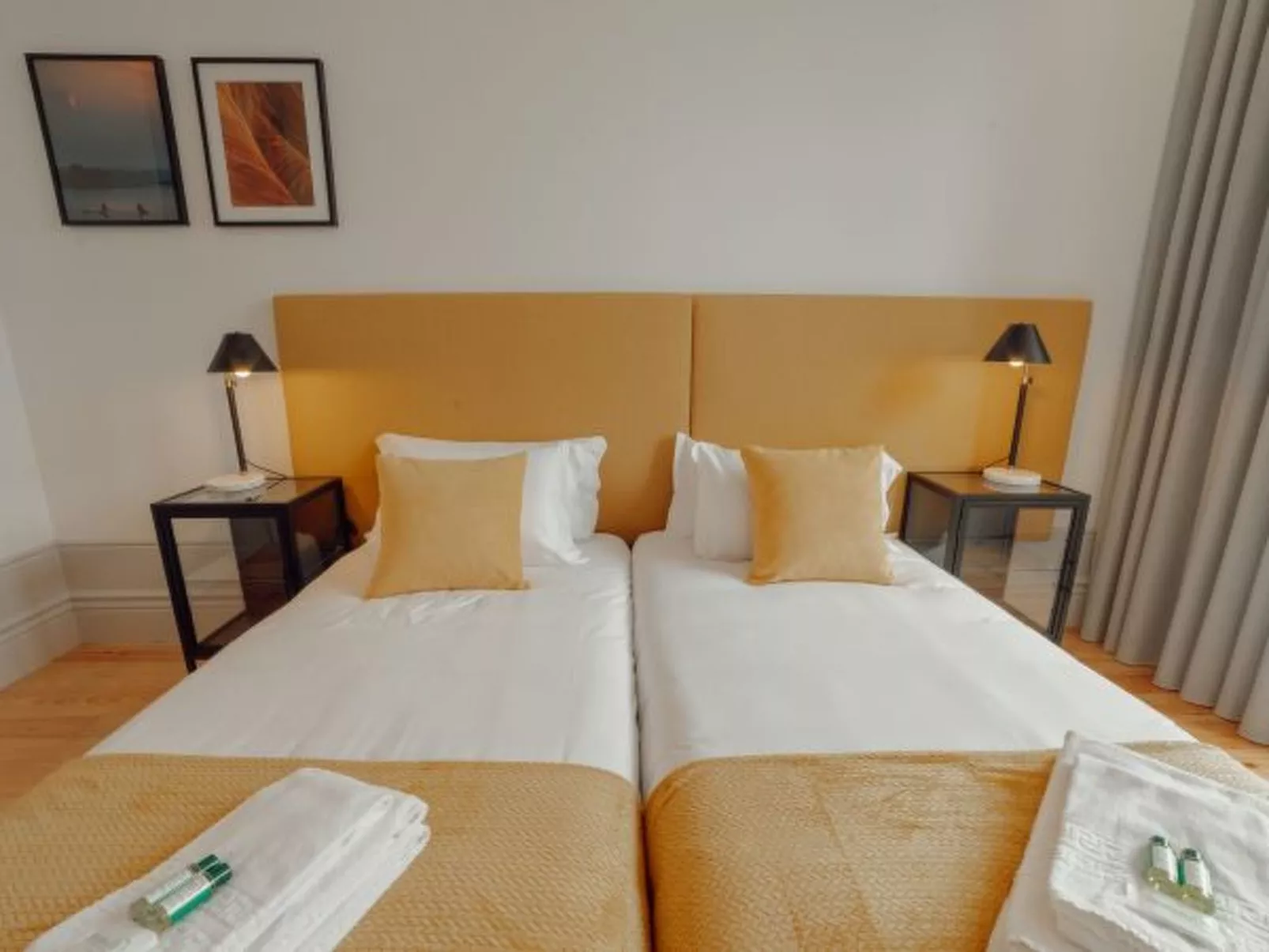 HEART OF PORTO APARTMENT E DUPLEX by VACATIONY