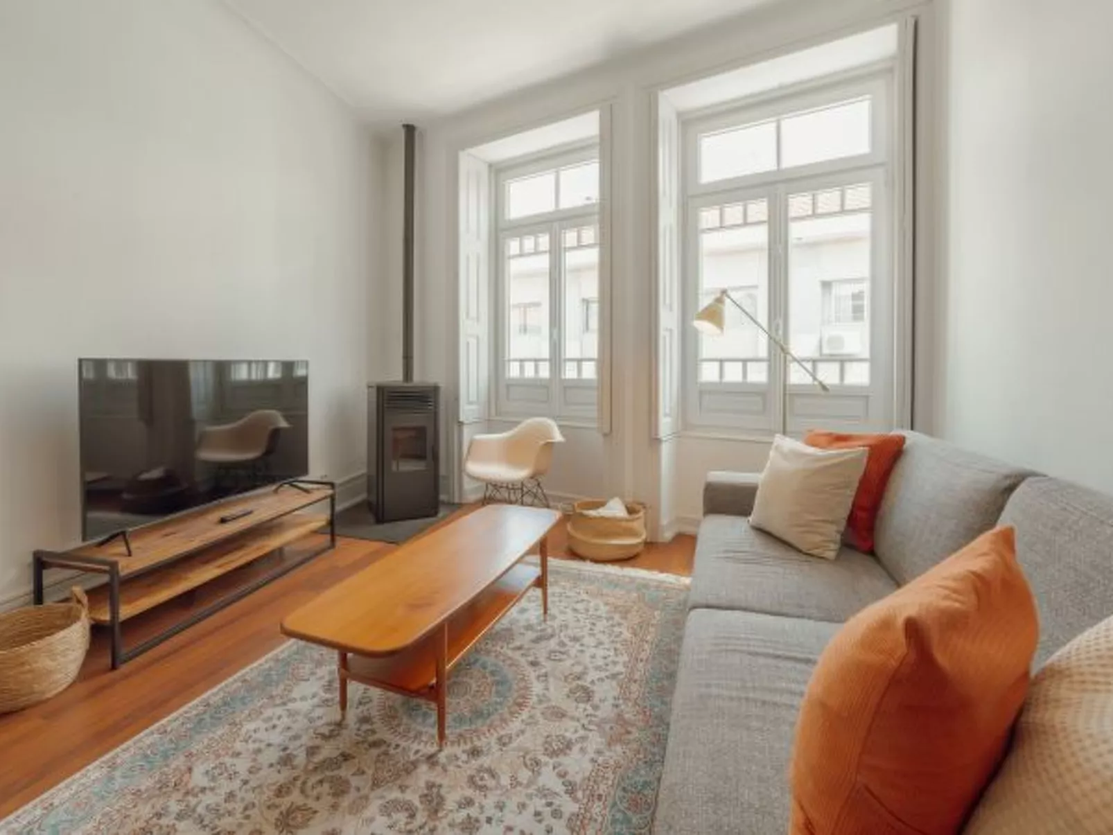 DOWNTOWN RETRO BOLHAO by VACATIONY