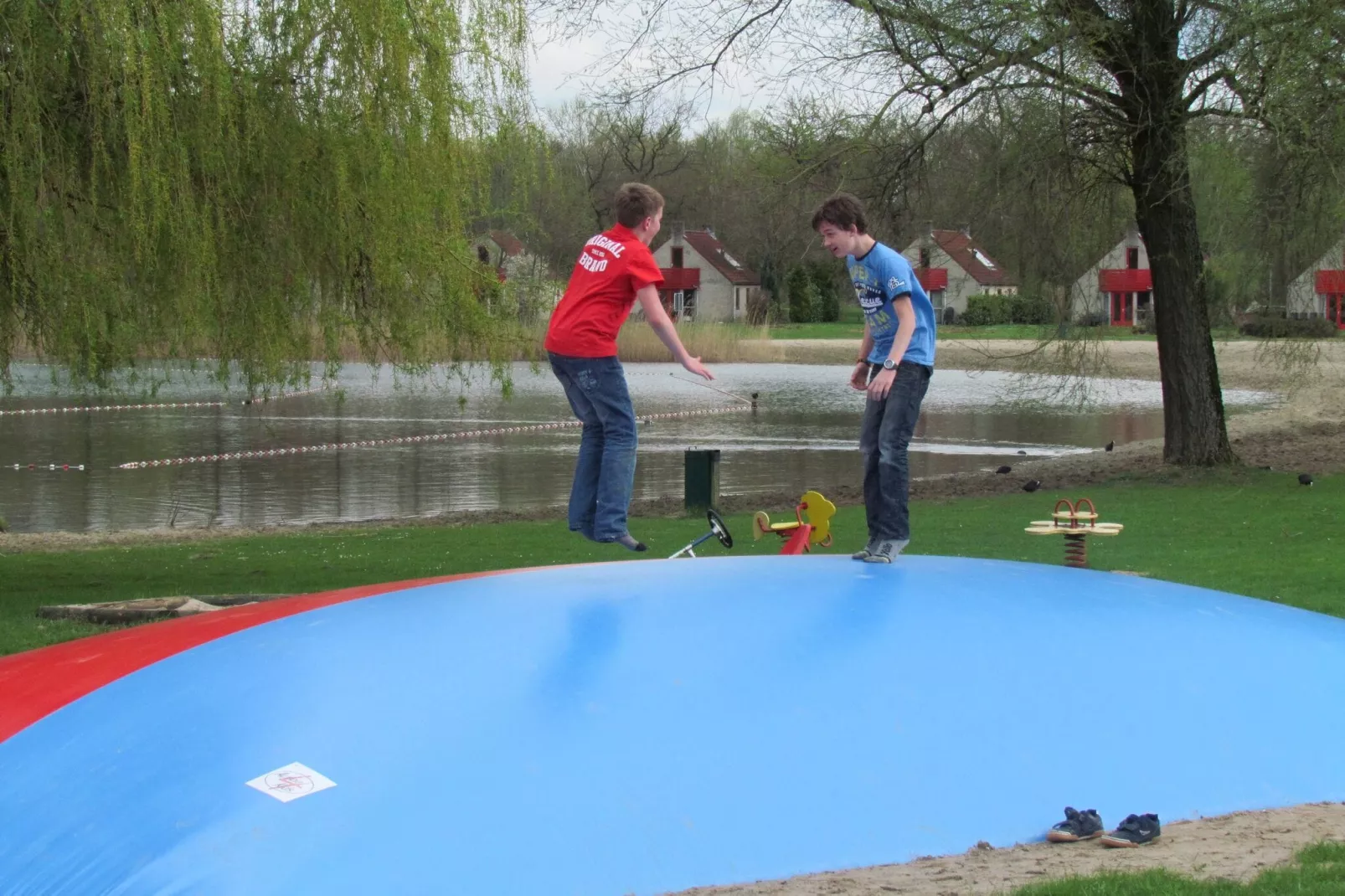Vakantiepark 't Broeckhuys 1-Park facilities