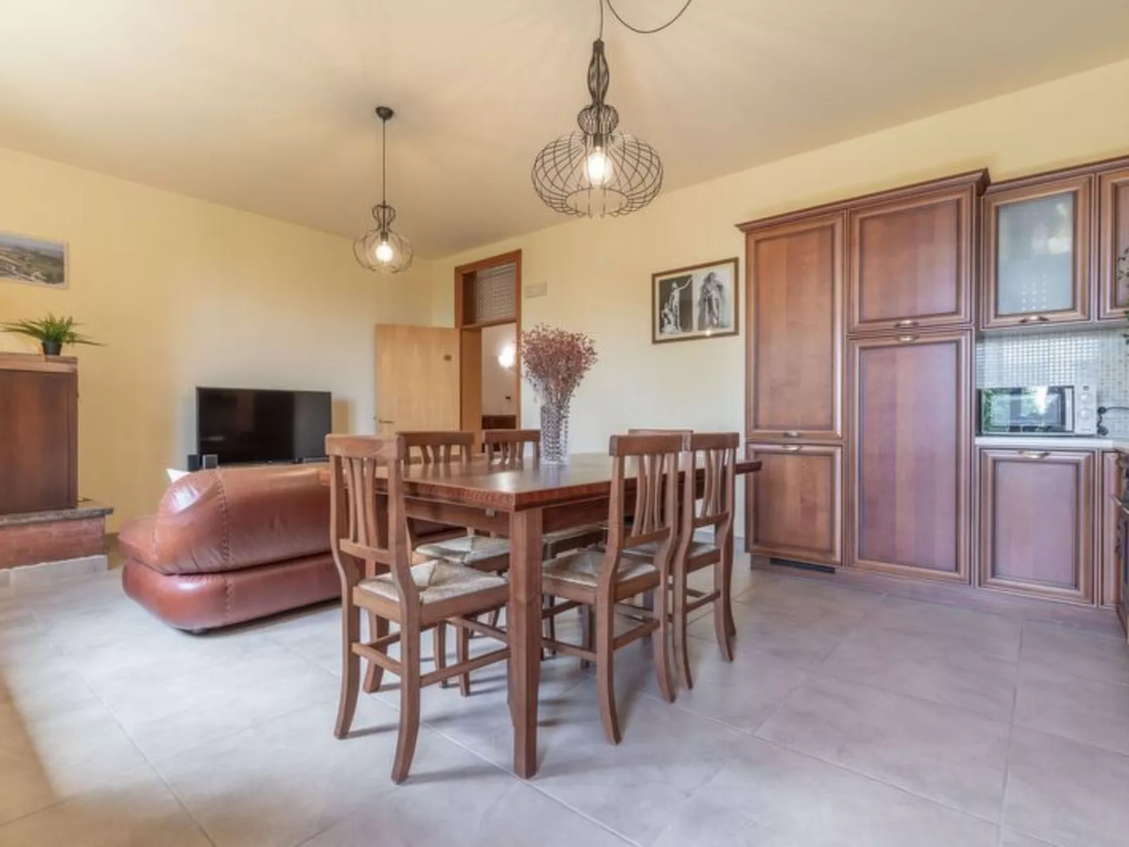 Sunrise Hill Holiday Home