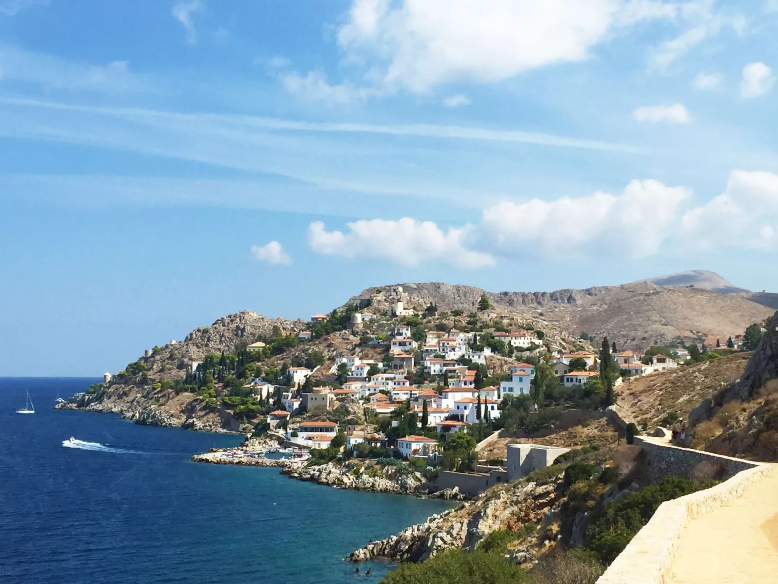 In Ermioni mit Grill, gemeinschaftlichem Pool und Terrasse