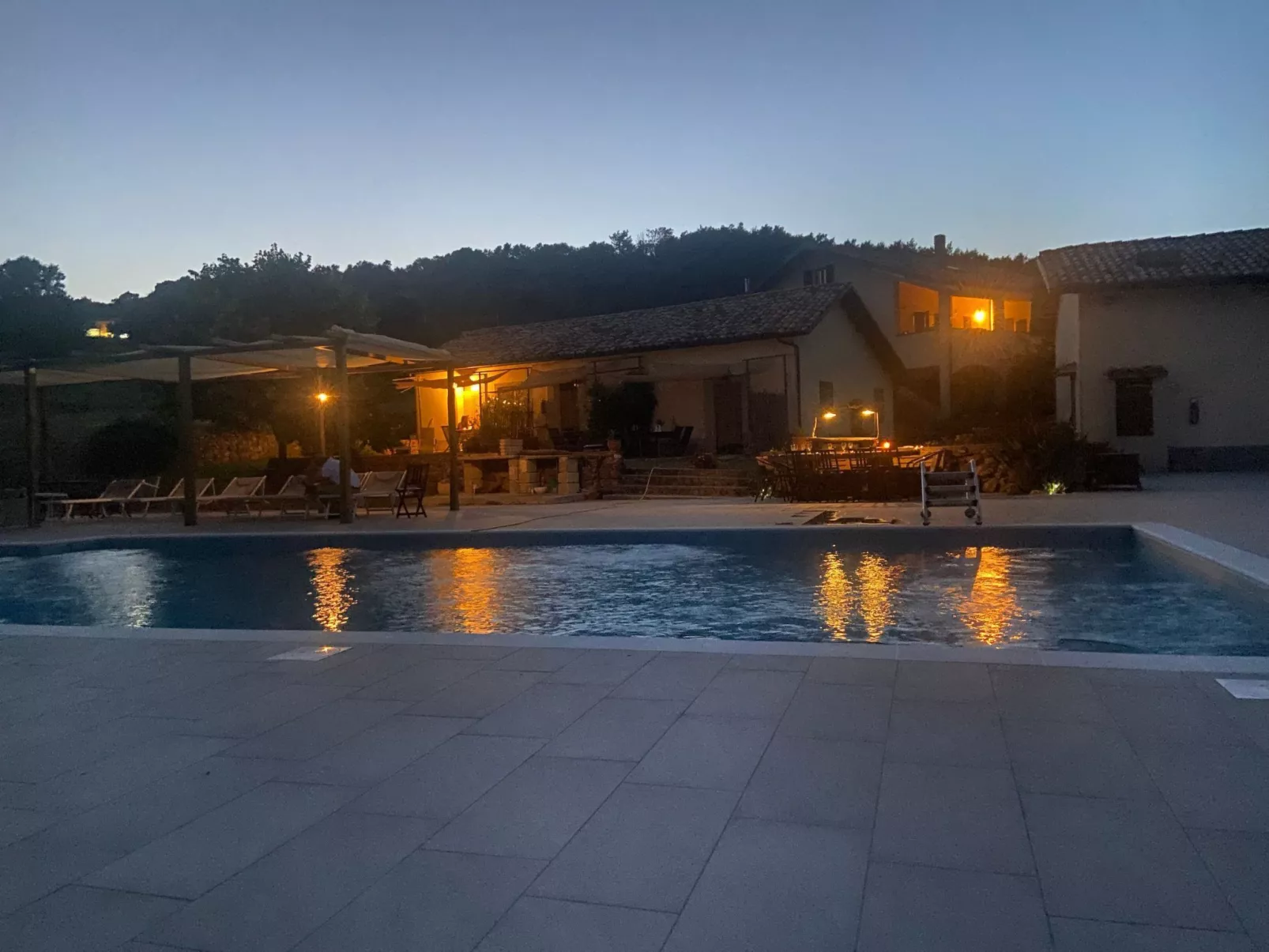 Landgut mit Blick auf das Wasser