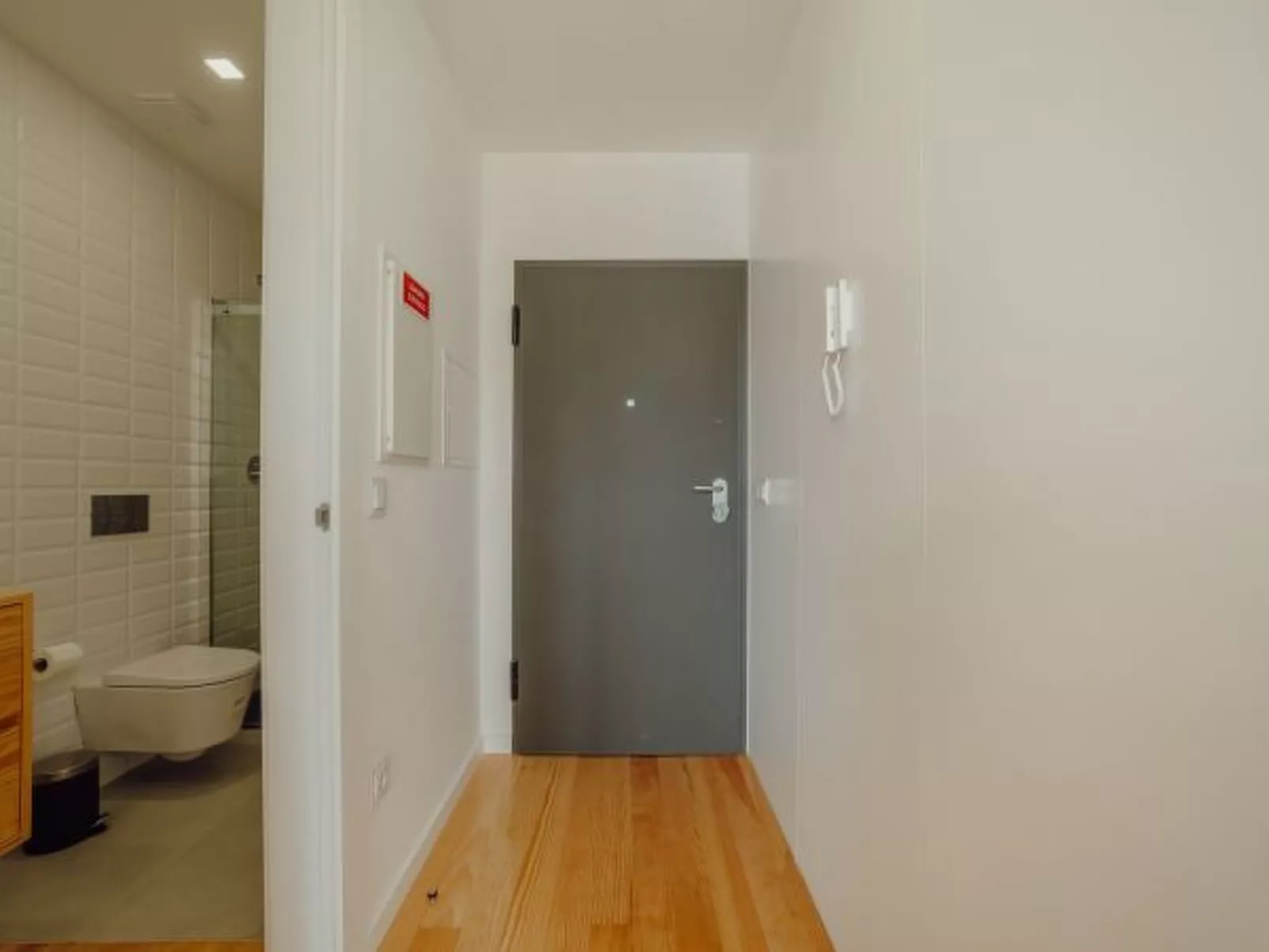 COURTYARD OPORTO DESIGN APARTMENT B