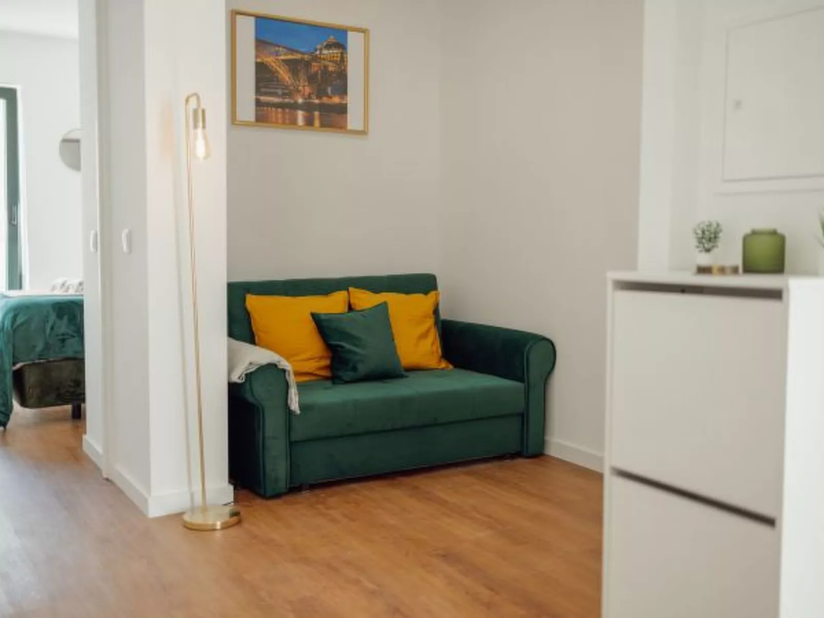 LAPA STYLISH APARTMENT B WITH TERRACE by VACATIONY