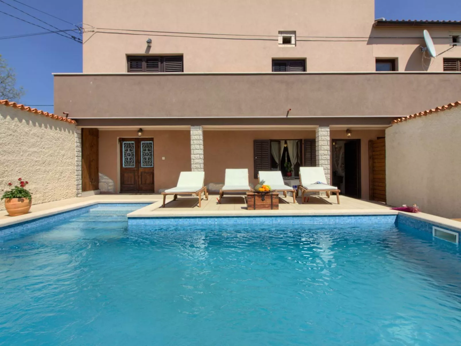 Villa House Eleonora