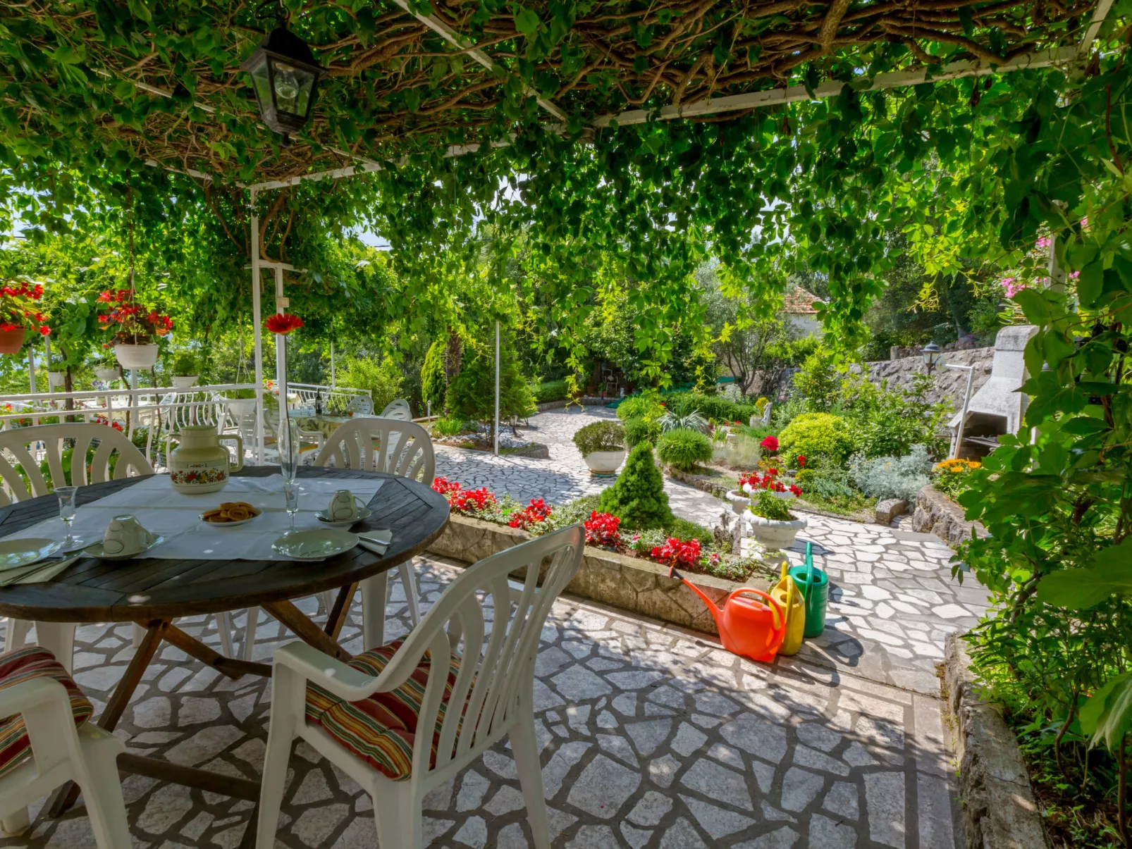 ELLA 3 / HR-02352-03