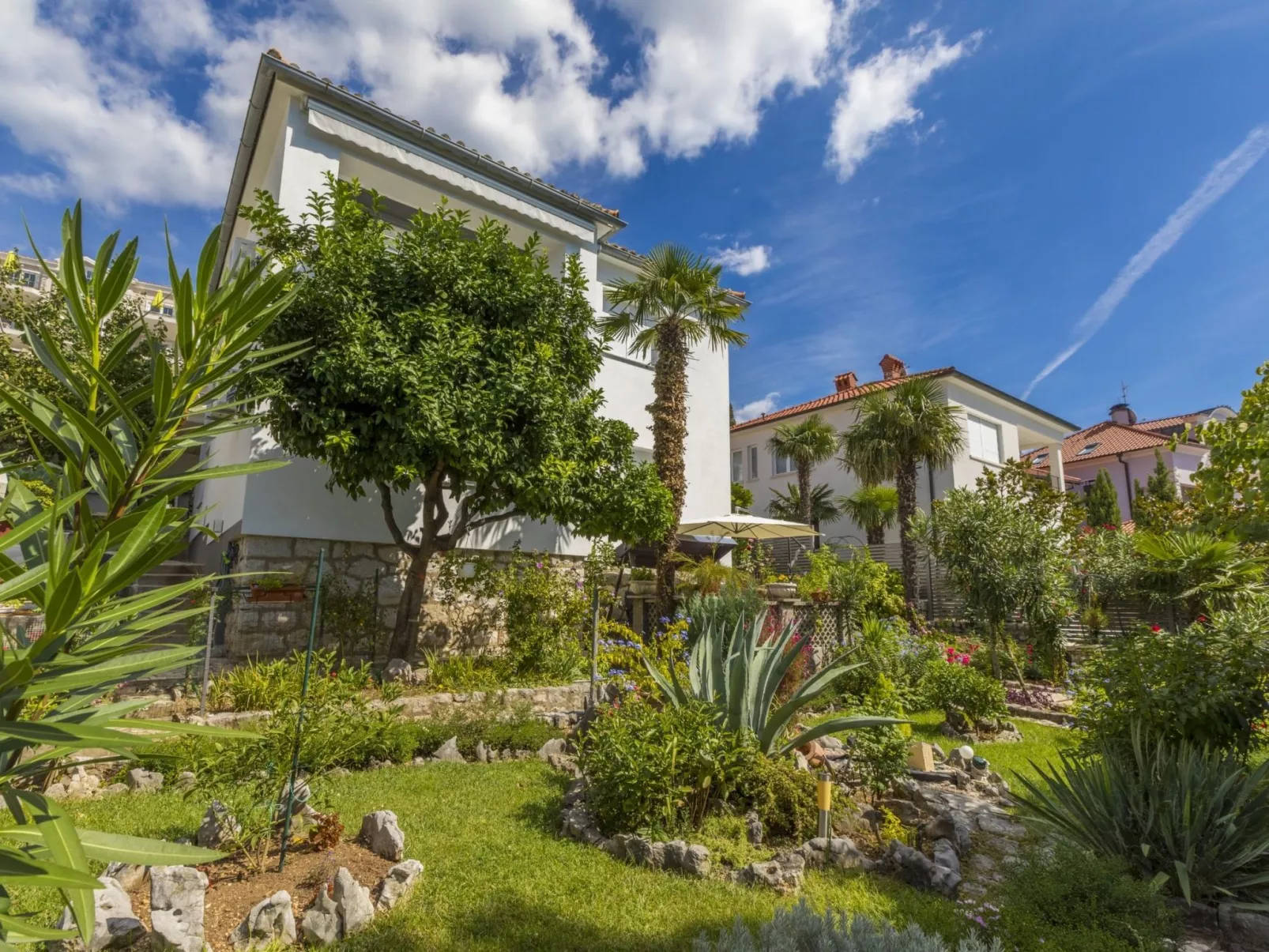 ZUPAN 2 / HR-02480-02