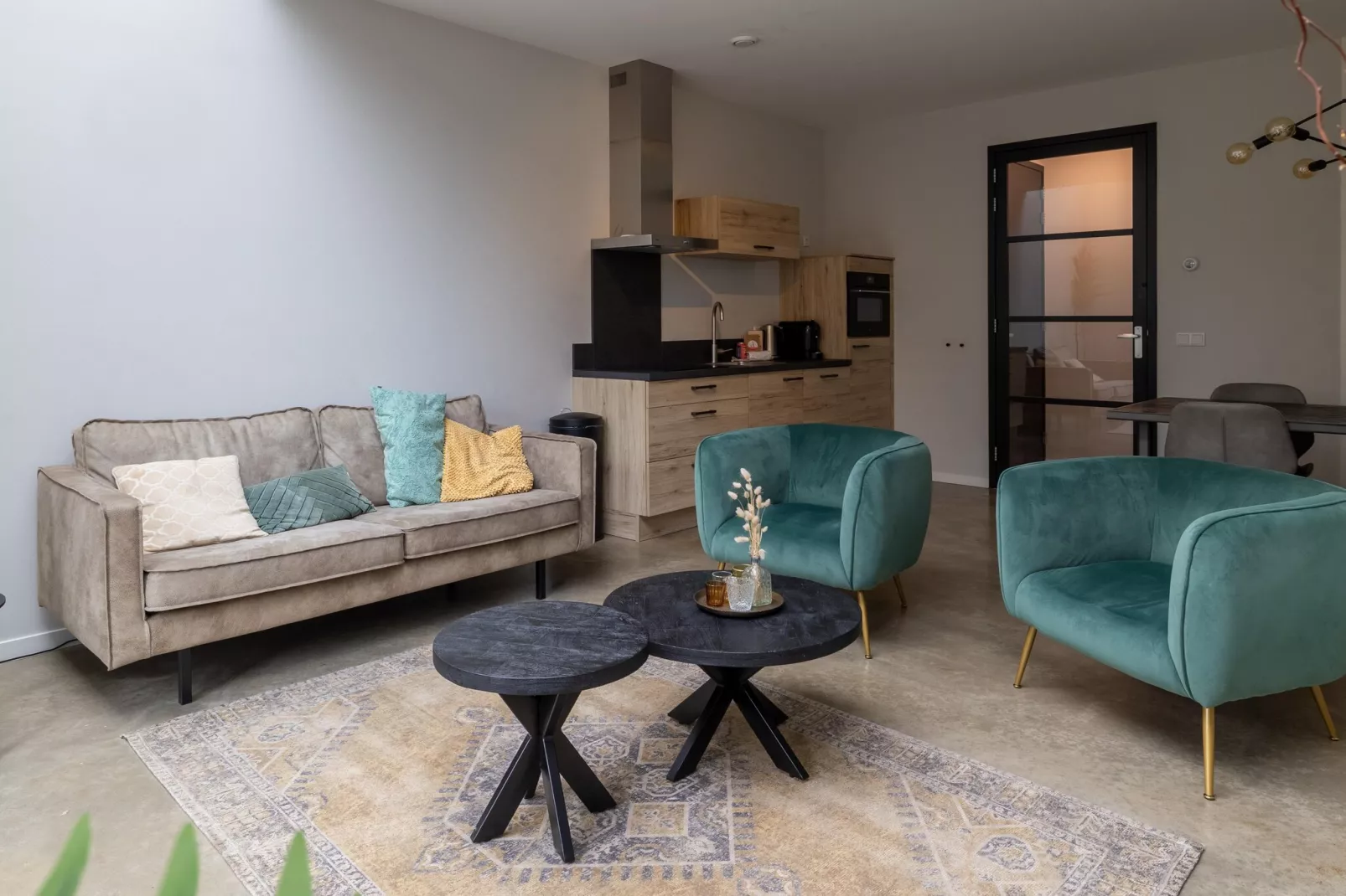 Oranjezon app 4p - Wohnzimmer