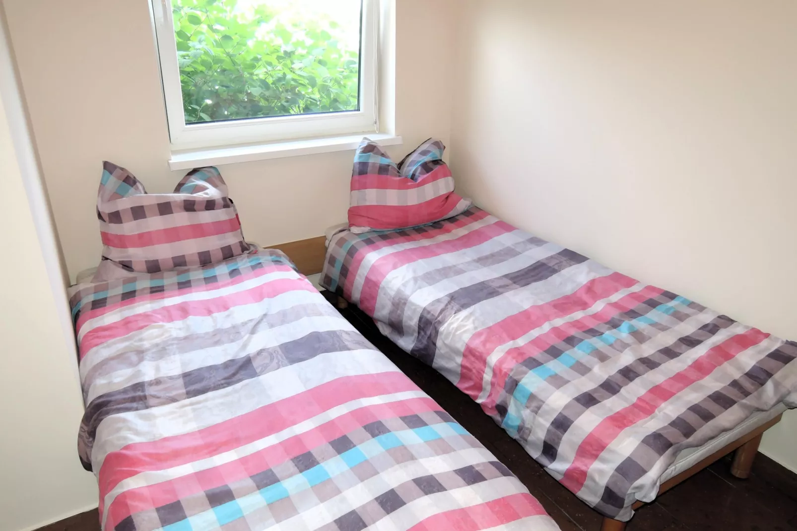 Holiday complex in Jezierzyce by Szczecin at the lake 30 qm for 4 persons Typ C Zolty - Bedroom