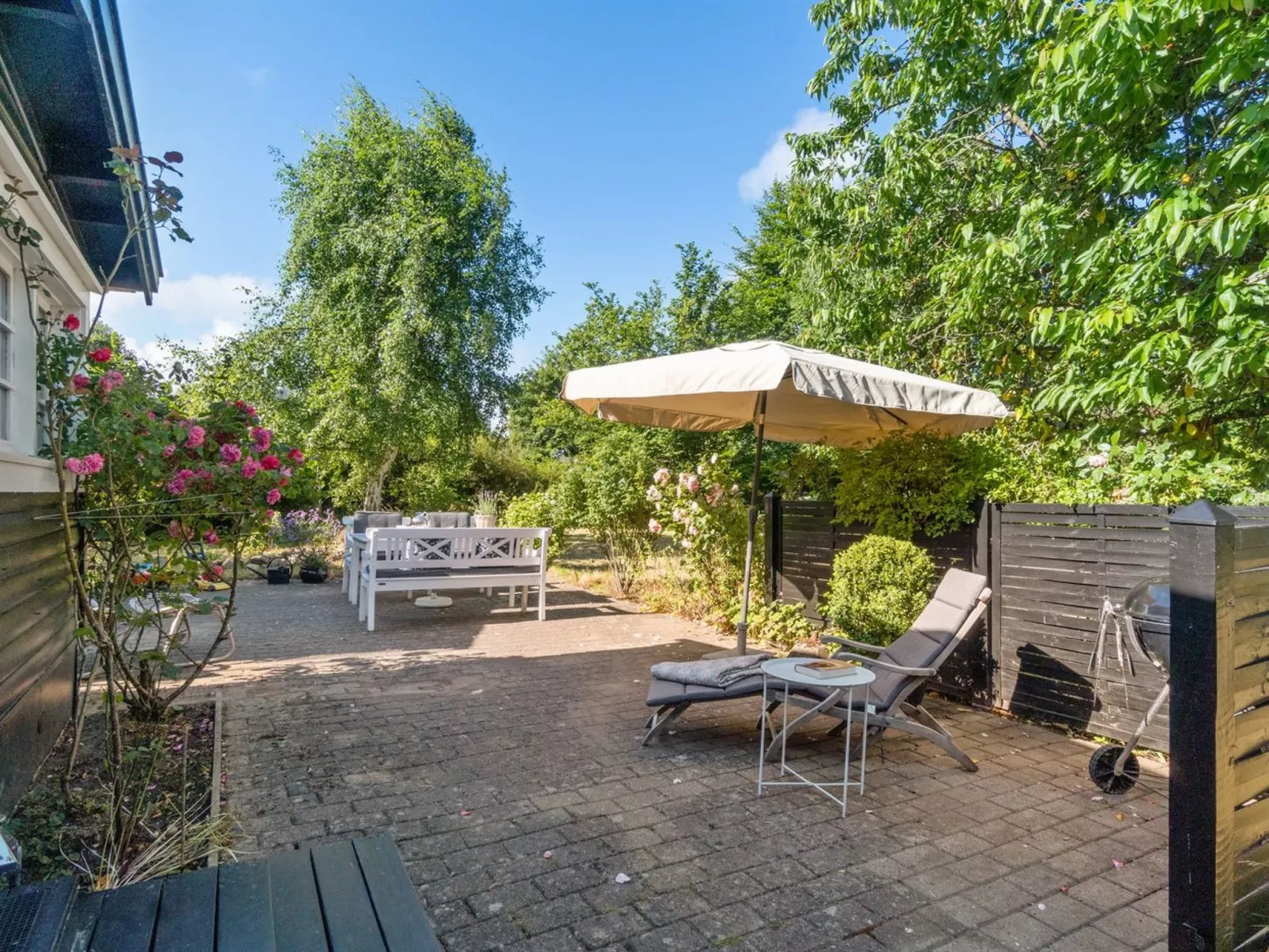 "Esaias" - 1.1km from the sea - Outside